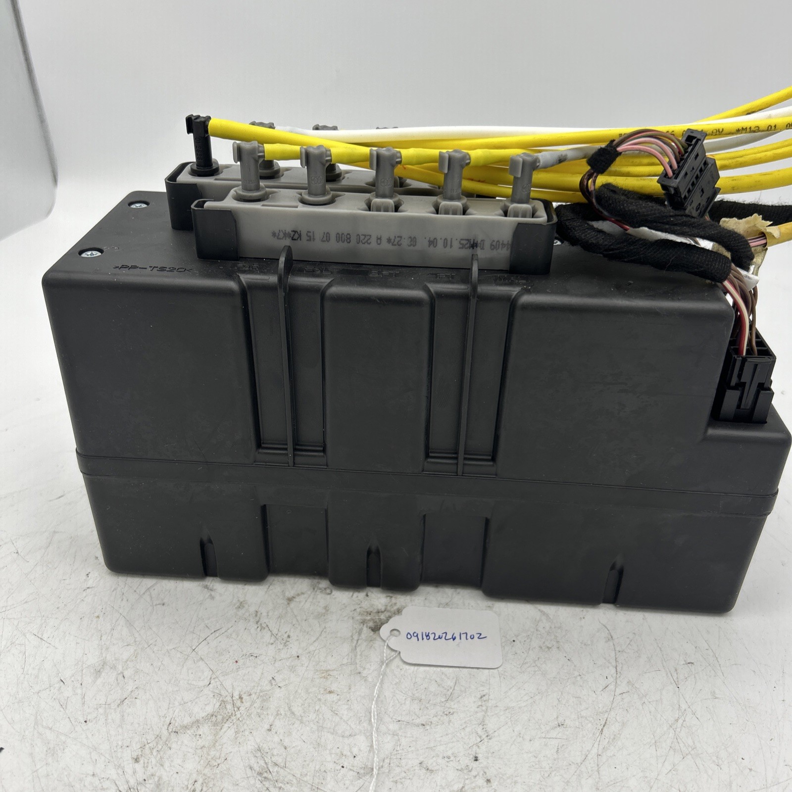 00-06 Mercedes W220 S500 S430 S55 S600 Door Lock Vacuum PSE Pump 2208001148 00-06 Mercedes W220 S500 S430 S55 S600 Door Lock Vacuum PSE Pump 2208001148