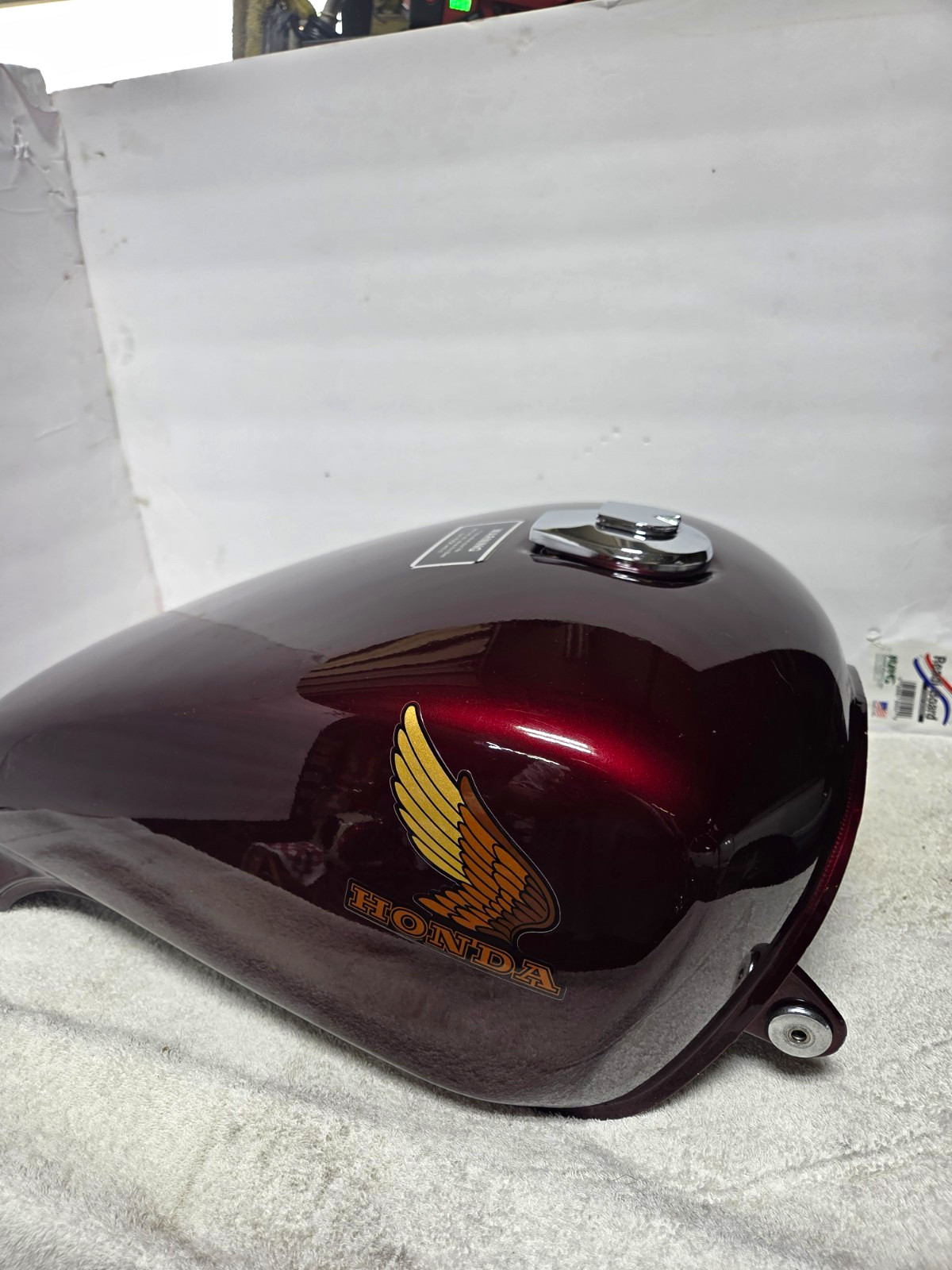 1984 Honda VF1100C V65 Magna Oem Candy Andromeda (Paint Code R-131c) FUEL TANK 1984 Honda VF1100C V65 Magna Oem Candy Andromeda (Paint Code R-131c) FUEL TANK
