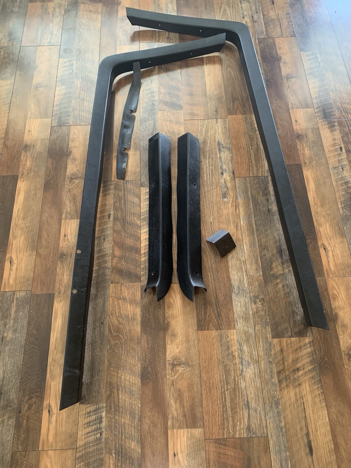 1980-1991 Ford Bronco Hardtop Trim OEM 80-91 Black RARE READ ADD 1980-1991 Ford Bronco Hardtop Trim OEM 80-91 Black RARE READ ADD