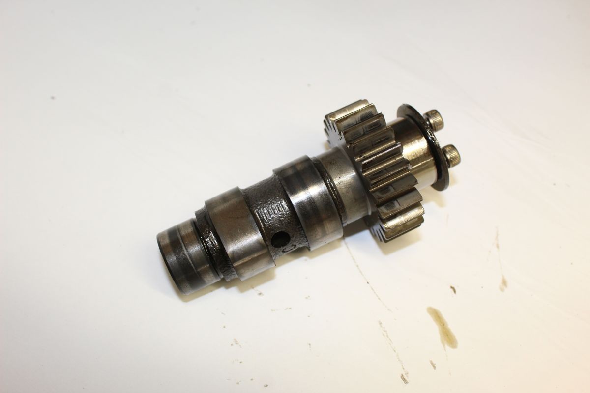 1999-2003 Yamaha Roadstar 1600 Front Camshaft