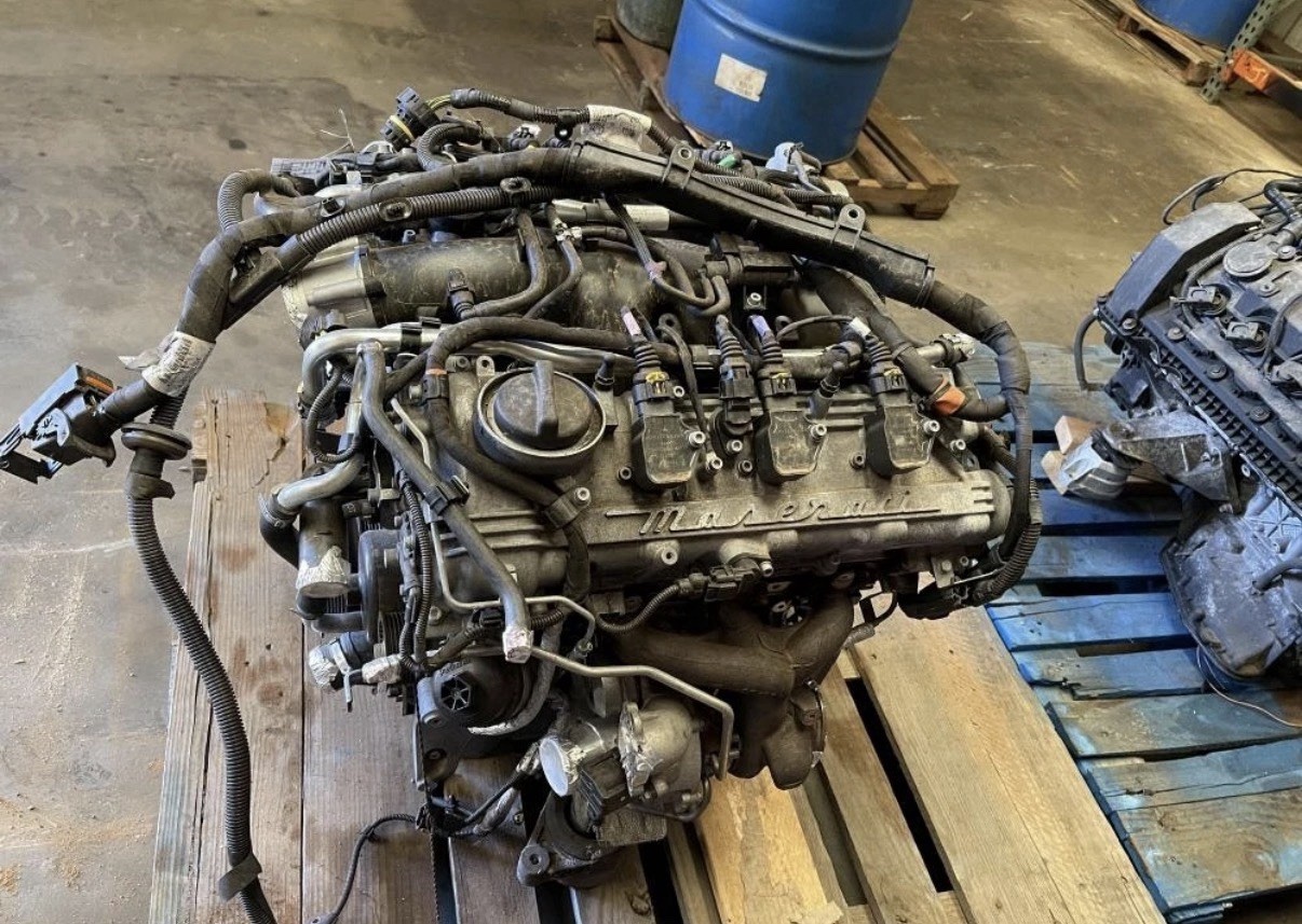 Maserati Ghibli 3.0 Liter Twin Turbo Engine 2014 2015 2016 2017 Maserati Ghibli 3.0 Liter Twin Turbo Engine 2014 2015 2016 2017