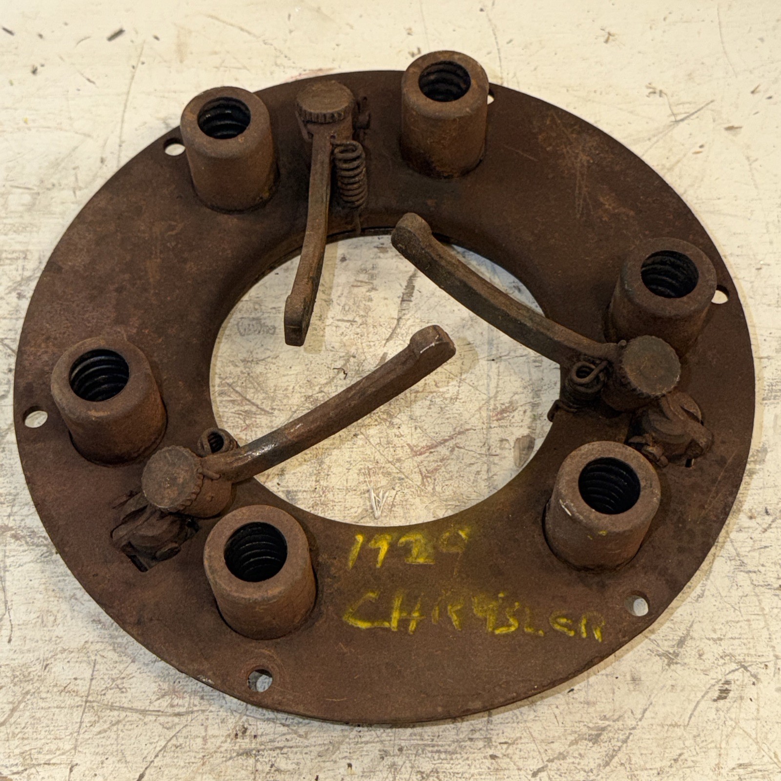 Vintage 1929 Mopar Clutch pressure Plate Assembly Chrysler series 65 75 DeSoto Vintage 1929 Mopar Clutch pressure Plate Assembly Chrysler series 65 75 DeSoto