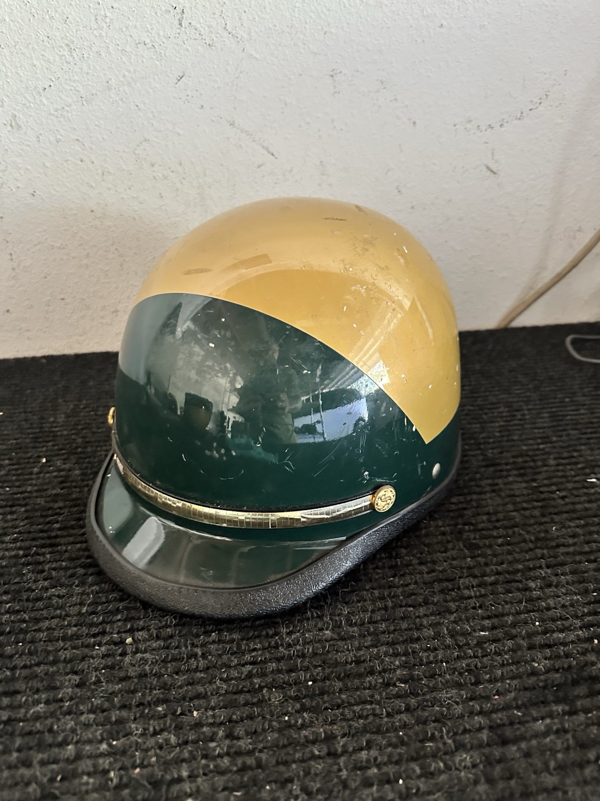 Vintage Super Seer Motorcycle Helmet S/M Gold Green Half Shell Genuine