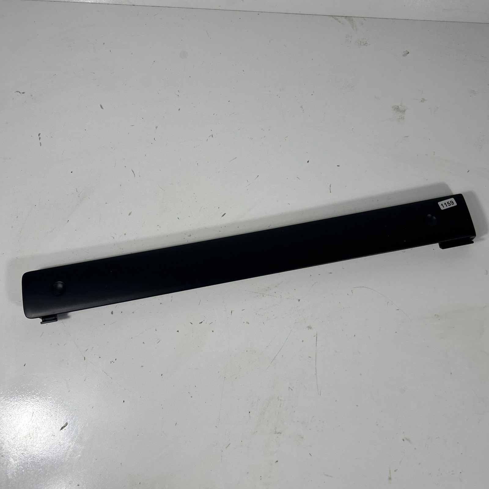 2002-2004 Nissan Frontier Xterra Passengers Dash Trim Black 68412-7Z800 OEM 2002-2004 Nissan Frontier Xterra Passengers Dash Trim Black 68412-7Z800 OEM