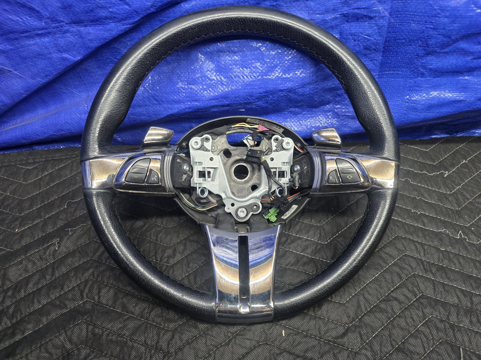 2006-2008 BMW Z4 3 Spoke Steering Wheel Paddle Shift OEM