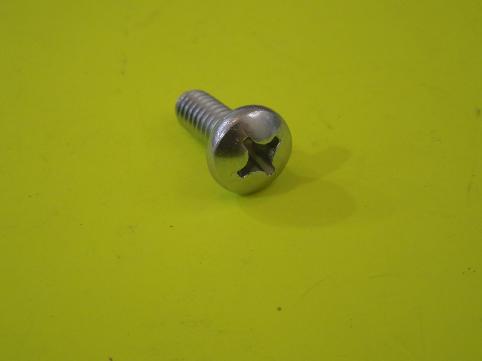 1 NOS OEM Harley Davidson 1/4\ 1 NOS OEM Harley Davidson 1/4\
