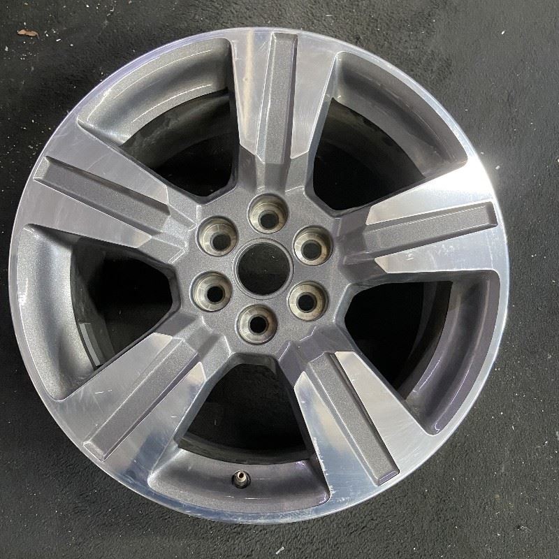 Chevrolet Machined Grey Colorado Original Wheel 18x8.5 2015-2018 Alloy Rim 5673