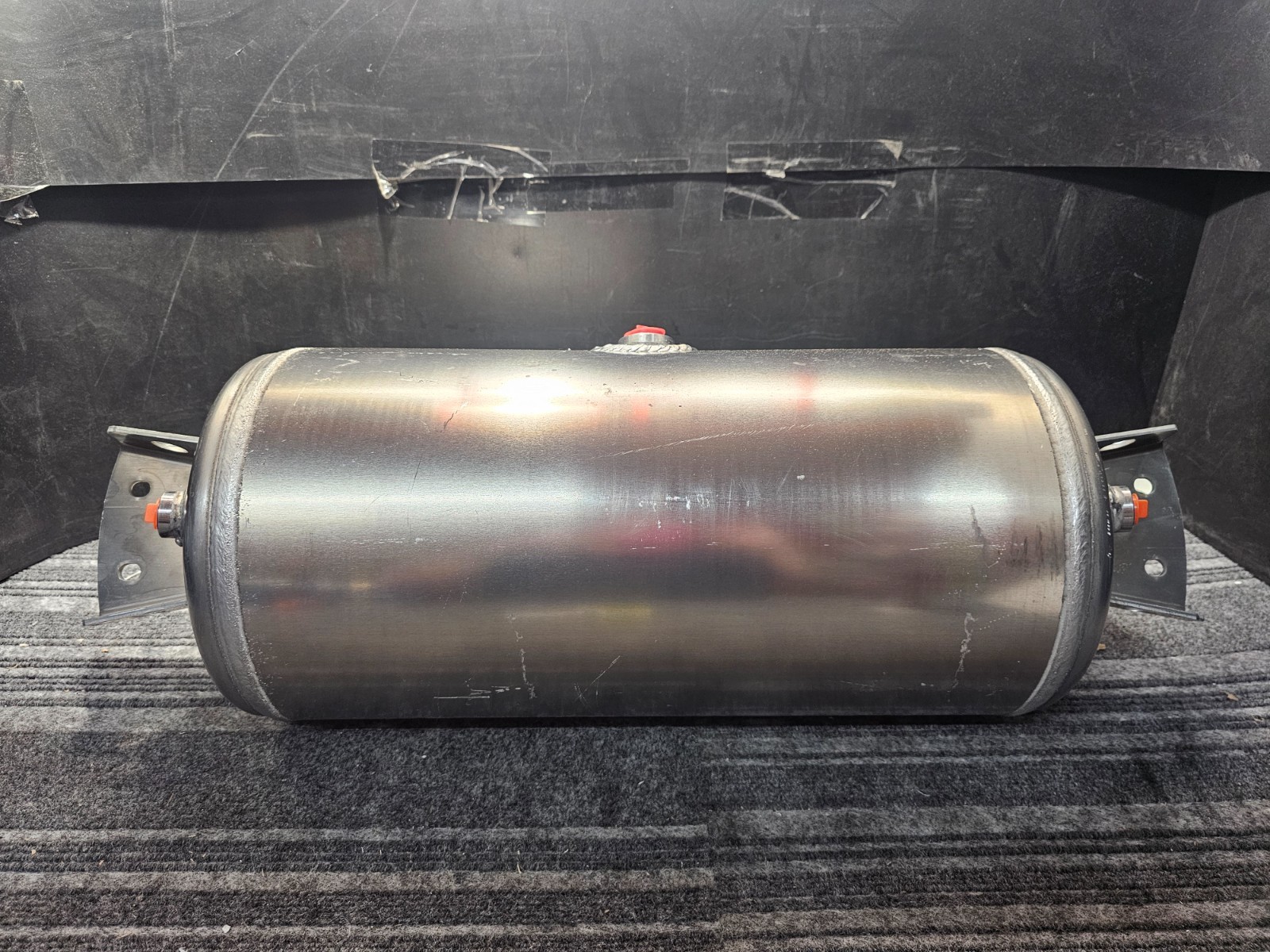 J9510AL Aluminum Air Tank SAEJ10 FMVSS121 150 PSI Maximum Working Presssure