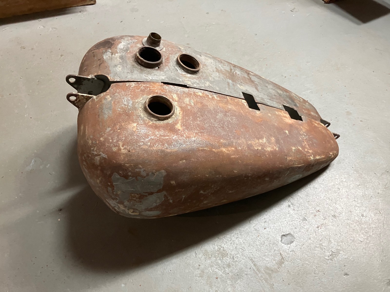 Solid 1932 Indian Chief or Scout Oil and Gas Tanks Solid 1932 Indian Chief or Scout Oil and Gas Tanks