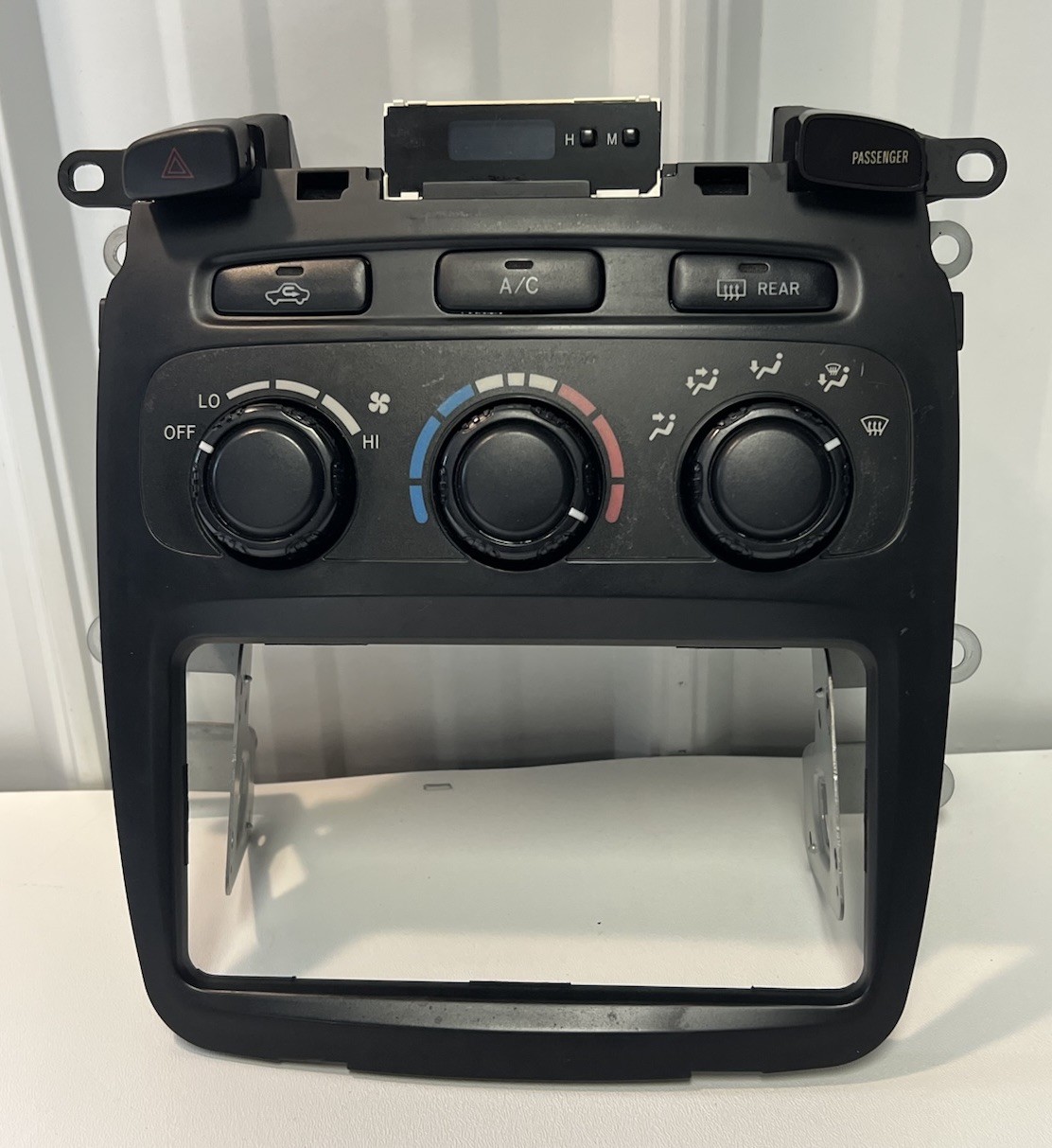2001-2007 TOYOTA HIGHLANDER HVAC AC Heater Climate Control 84010-48091 OEM 2