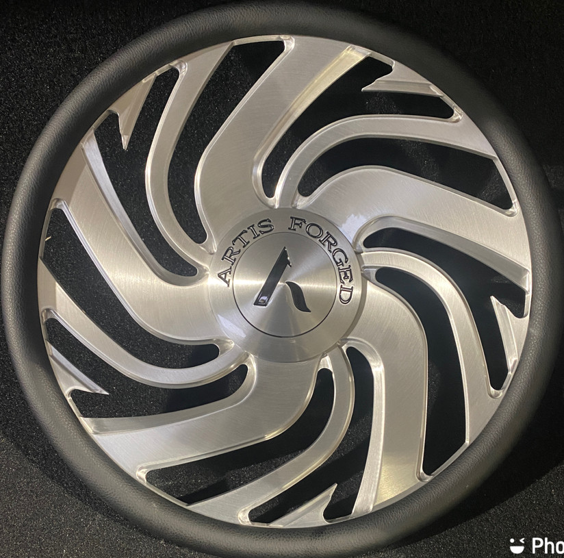 ARTIS FORGED FILLMORE BRUSHED STEERING WHEEL 15.5\