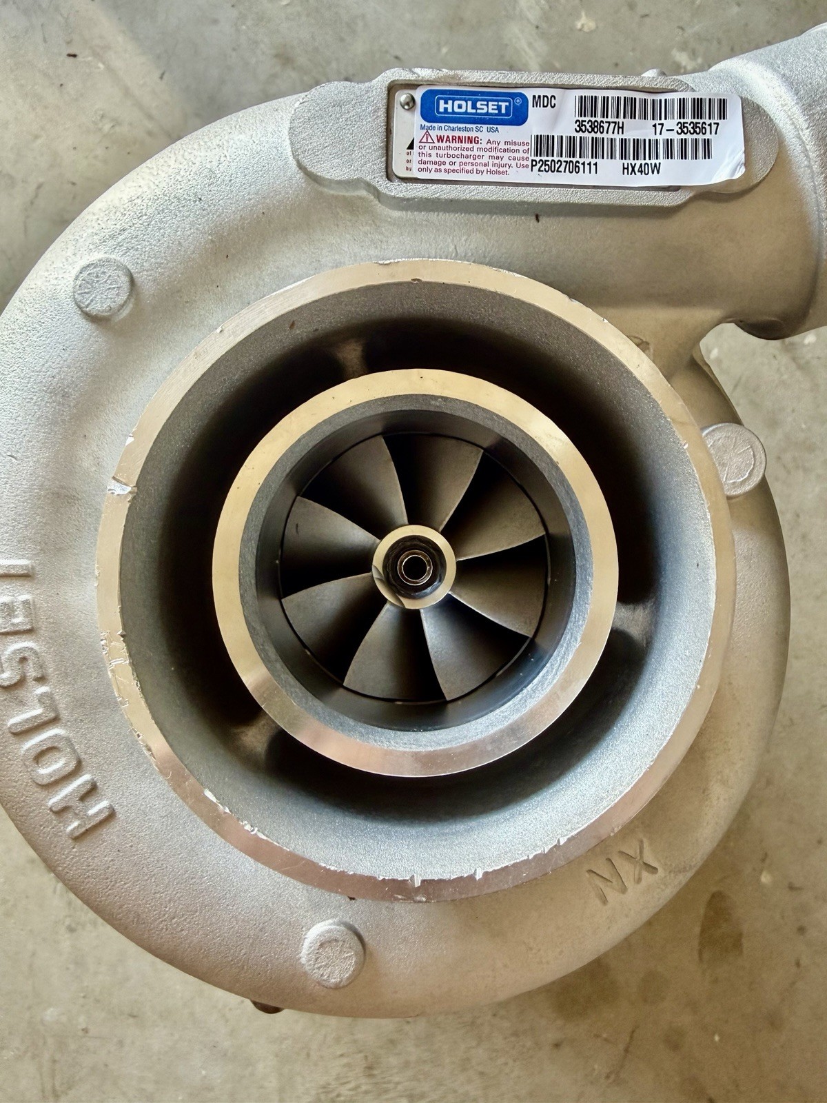 NEW Genuine Holset HX40W Turbocharger 3538677H Cummins Diesel OEM HX40W