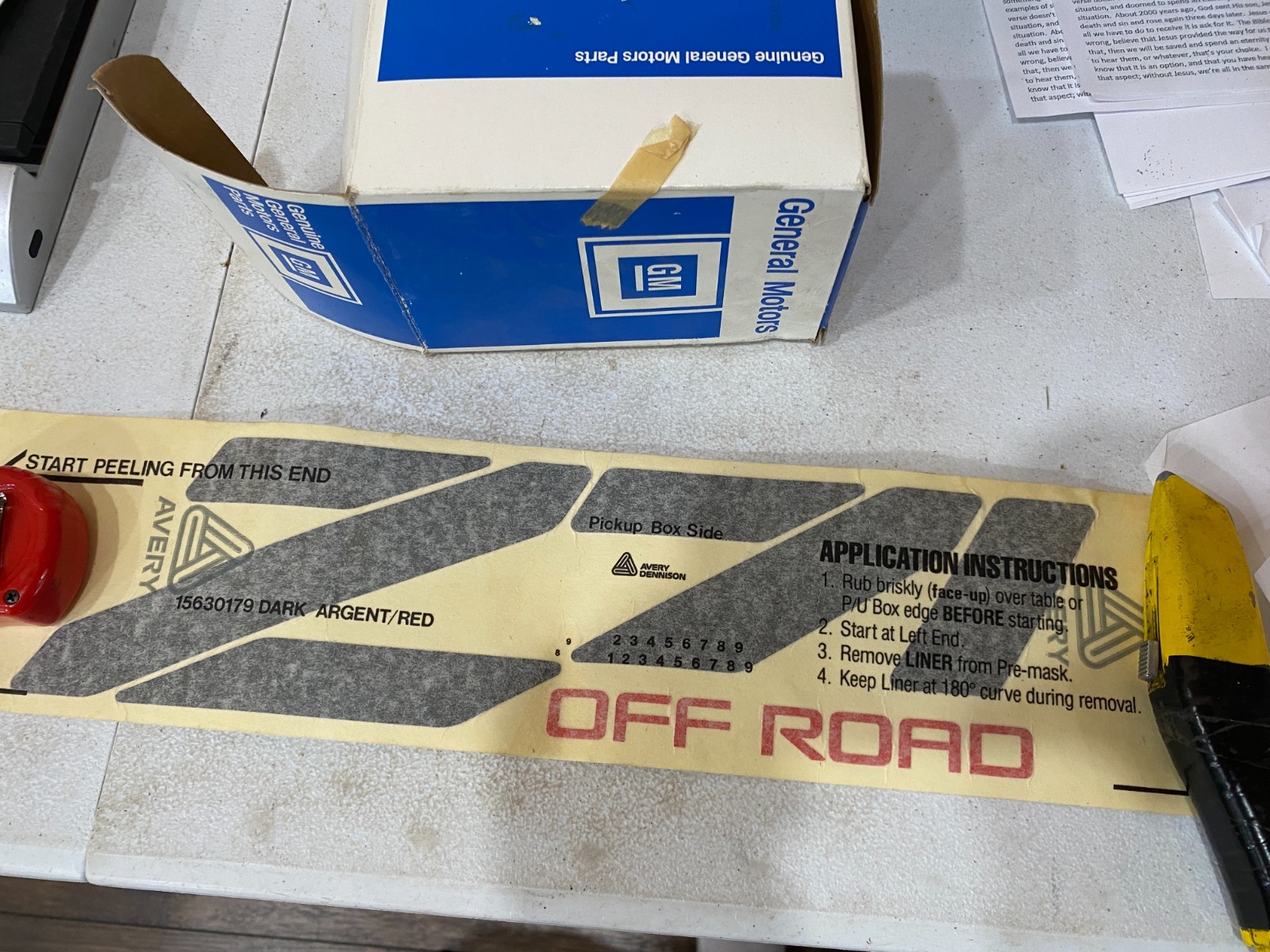 (1) OEM OE GM NOS 1988-1999 GMC Chevrolet Chevy K1500 Truck Bedside Decal Z71