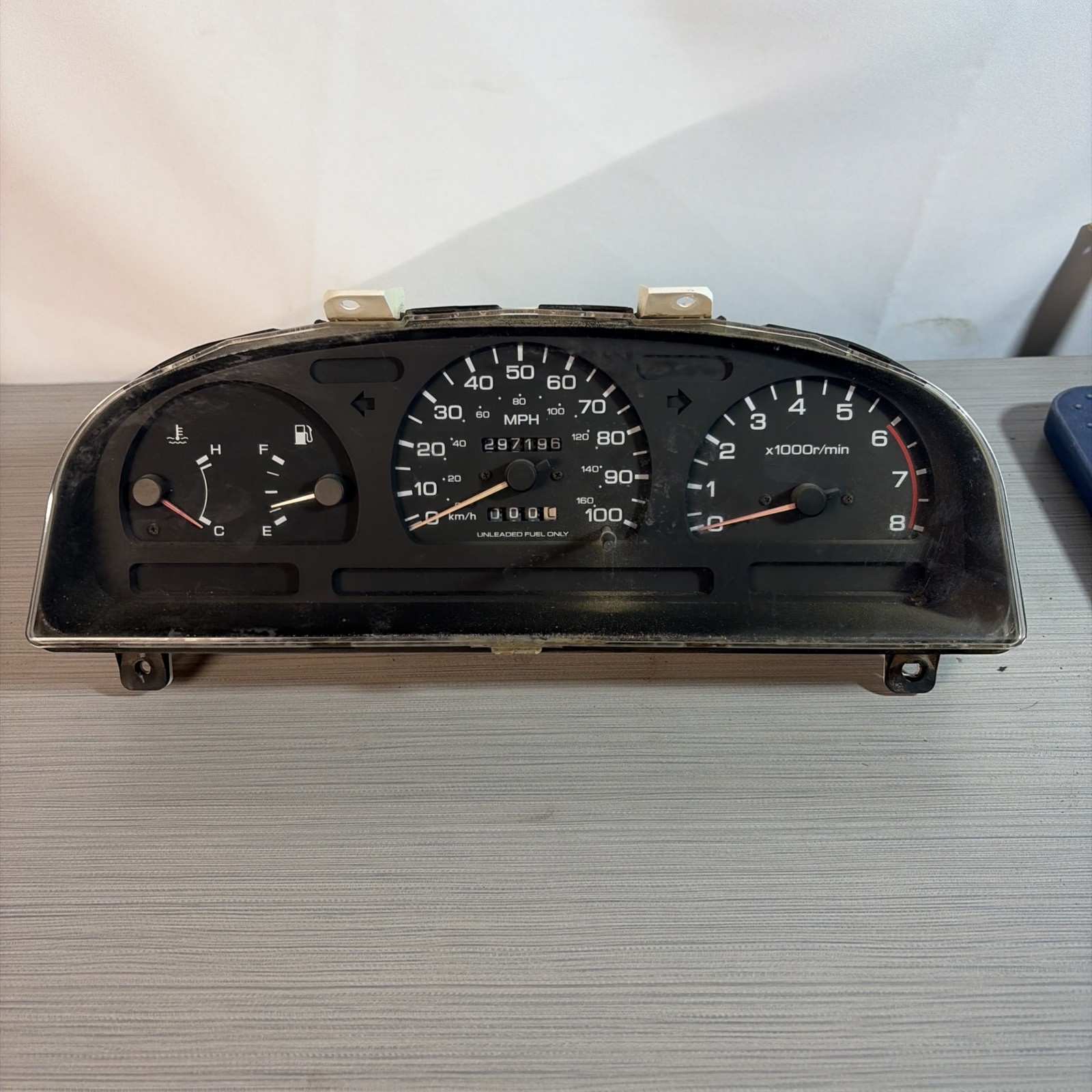94-97 Nissan D21 Hardbody Manual Trans Speedometer Tach Gauge Cluster 297K