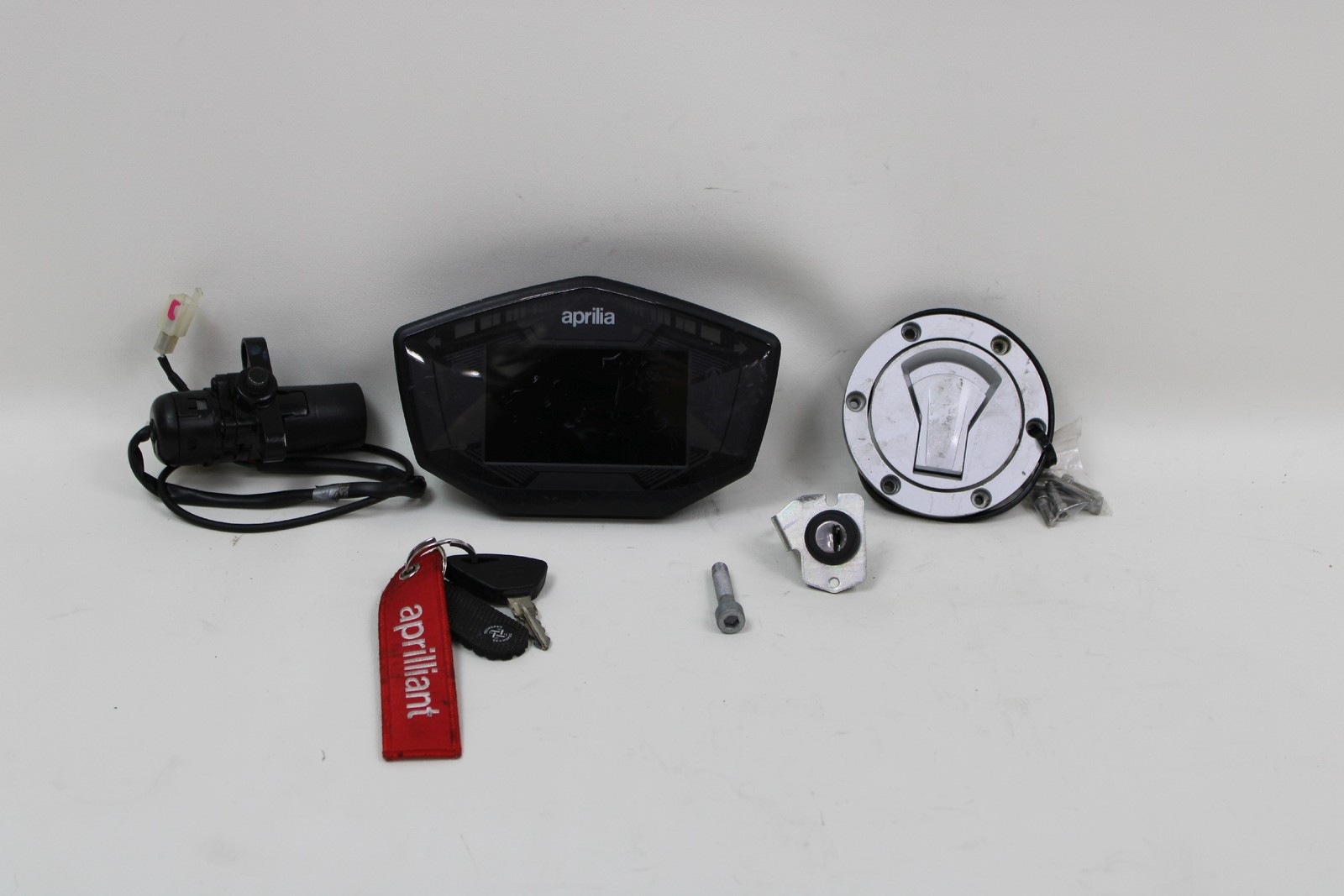 Aprilia RS660 RS 660 21-24 Tuono Gauge Cluster Speedo Dash Ignition Set Key Lock