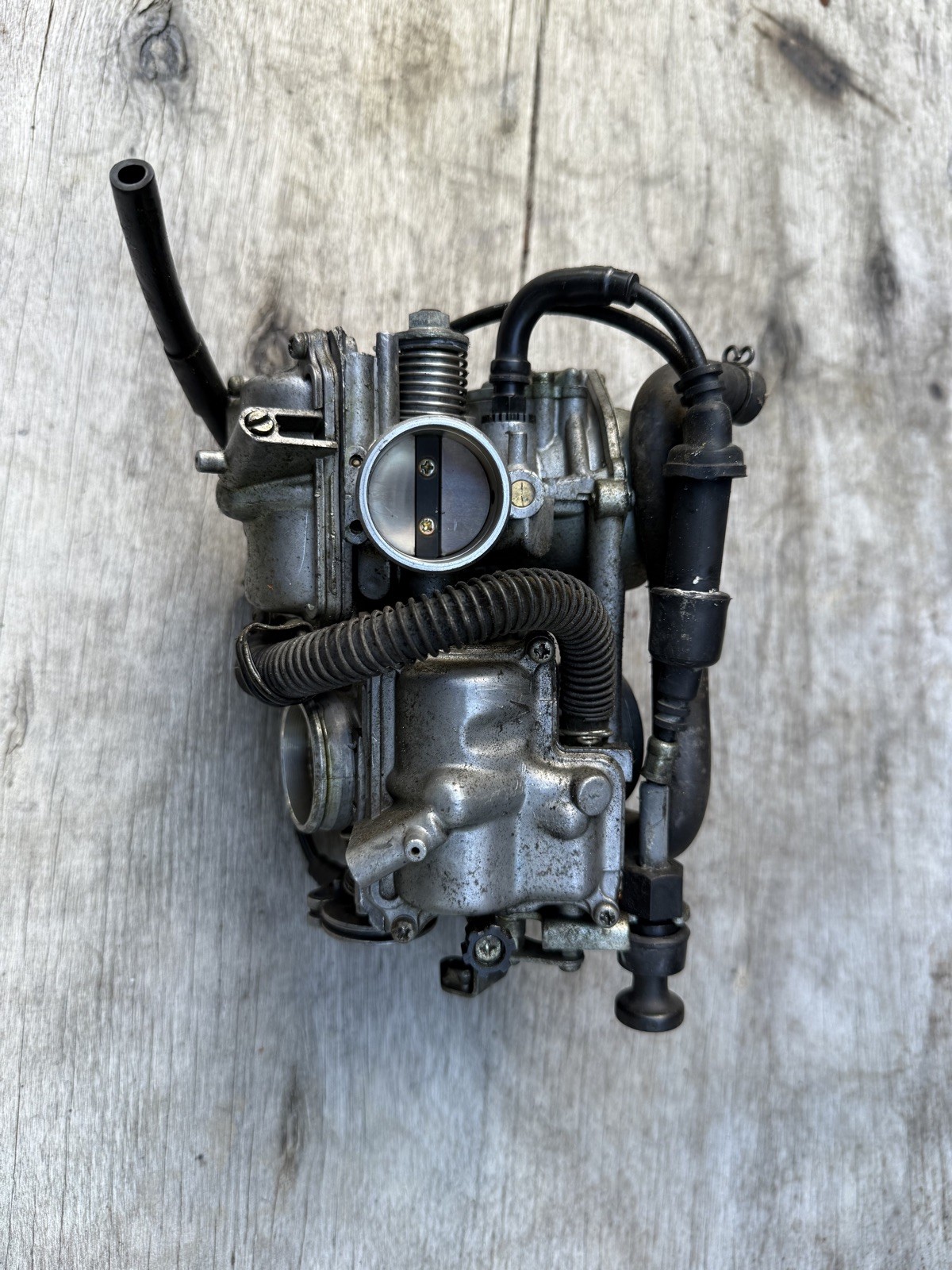 1988 - 1998 Honda Shadow VLX 600 Carburetor Dual Carb off running bike. 1988 - 1998 Honda Shadow VLX 600 Carburetor Dual Carb off running bike.