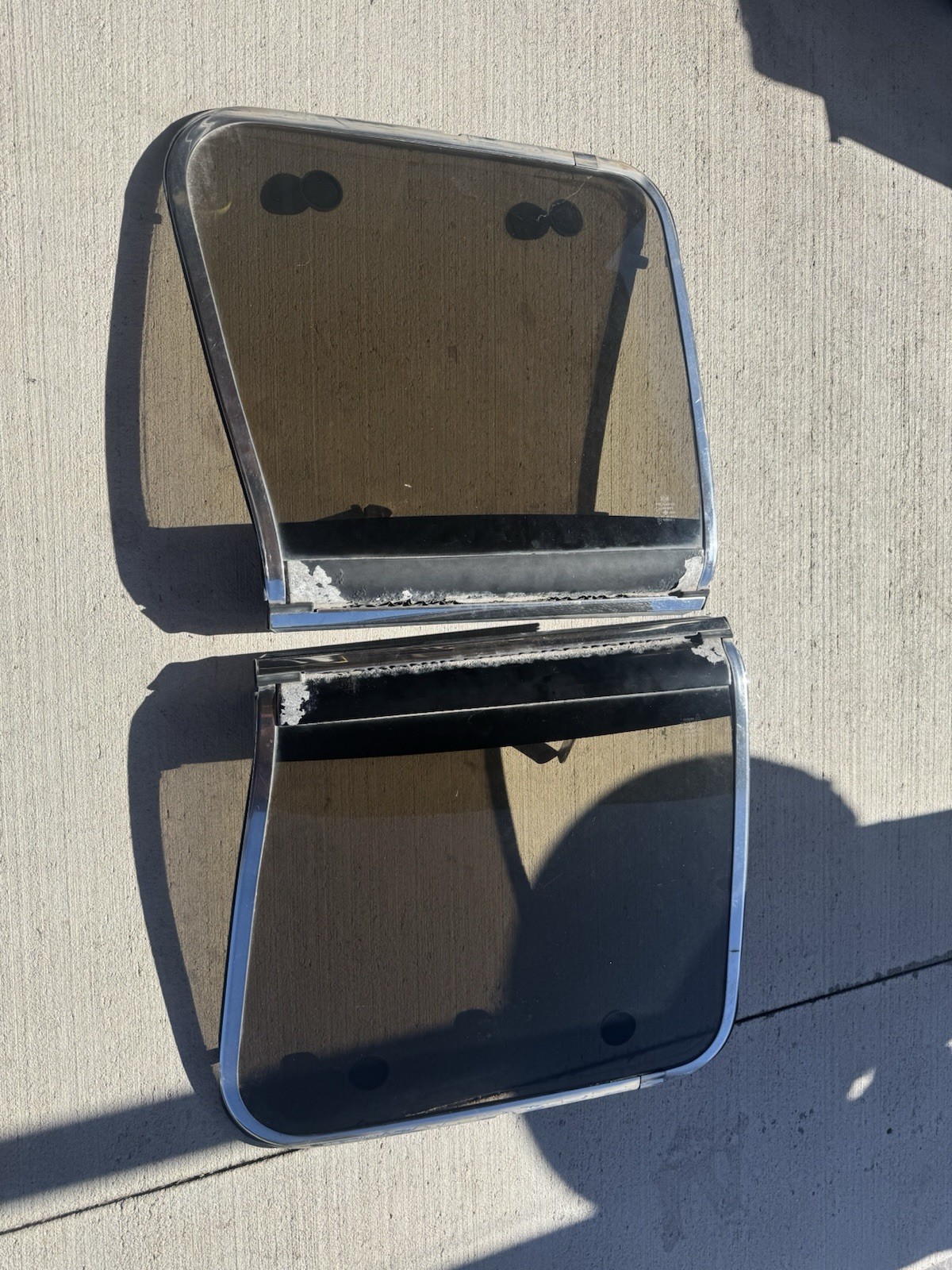 ✅1981 - 1983 Datsun Nissan 280ZX 4-Passenger ( 2+2 ) Pair of T-Top Roof Glass ✅1981 - 1983 Datsun Nissan 280ZX 4-Passenger ( 2+2 ) Pair of T-Top Roof Glass