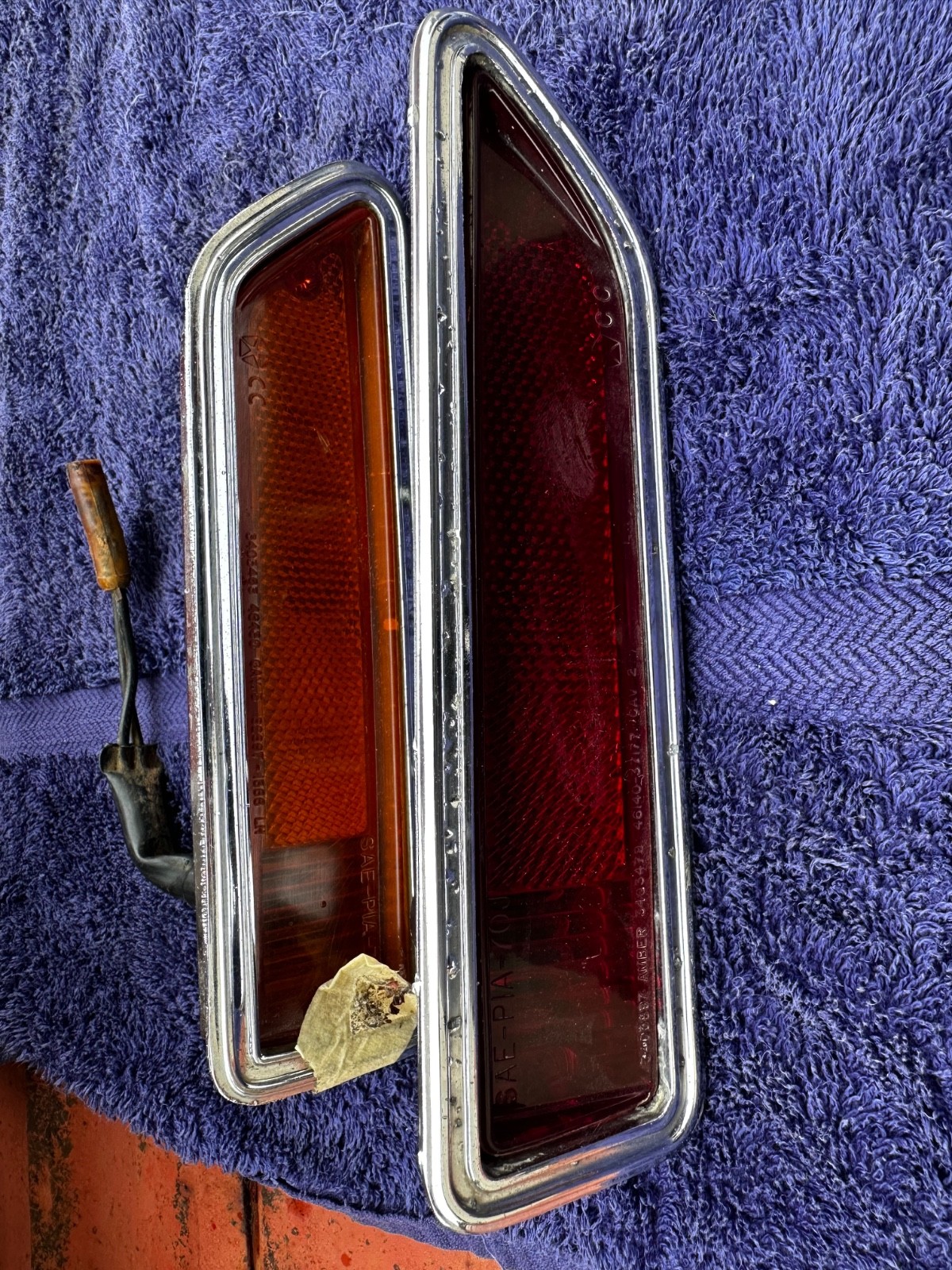 1970-71 DODGE CHALLENGER DS SIDE MARKER LIGHTS FRONT AND BACK