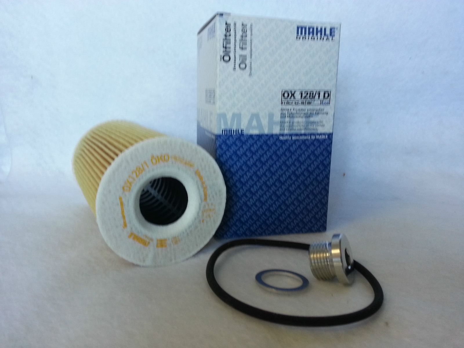 Mahle Engine Oil Filter + Drain Plug Porsche 911 Boxster Cayman Cayenne Carrera Mahle Engine Oil Filter + Drain Plug Porsche 911 Boxster Cayman Cayenne Carrera