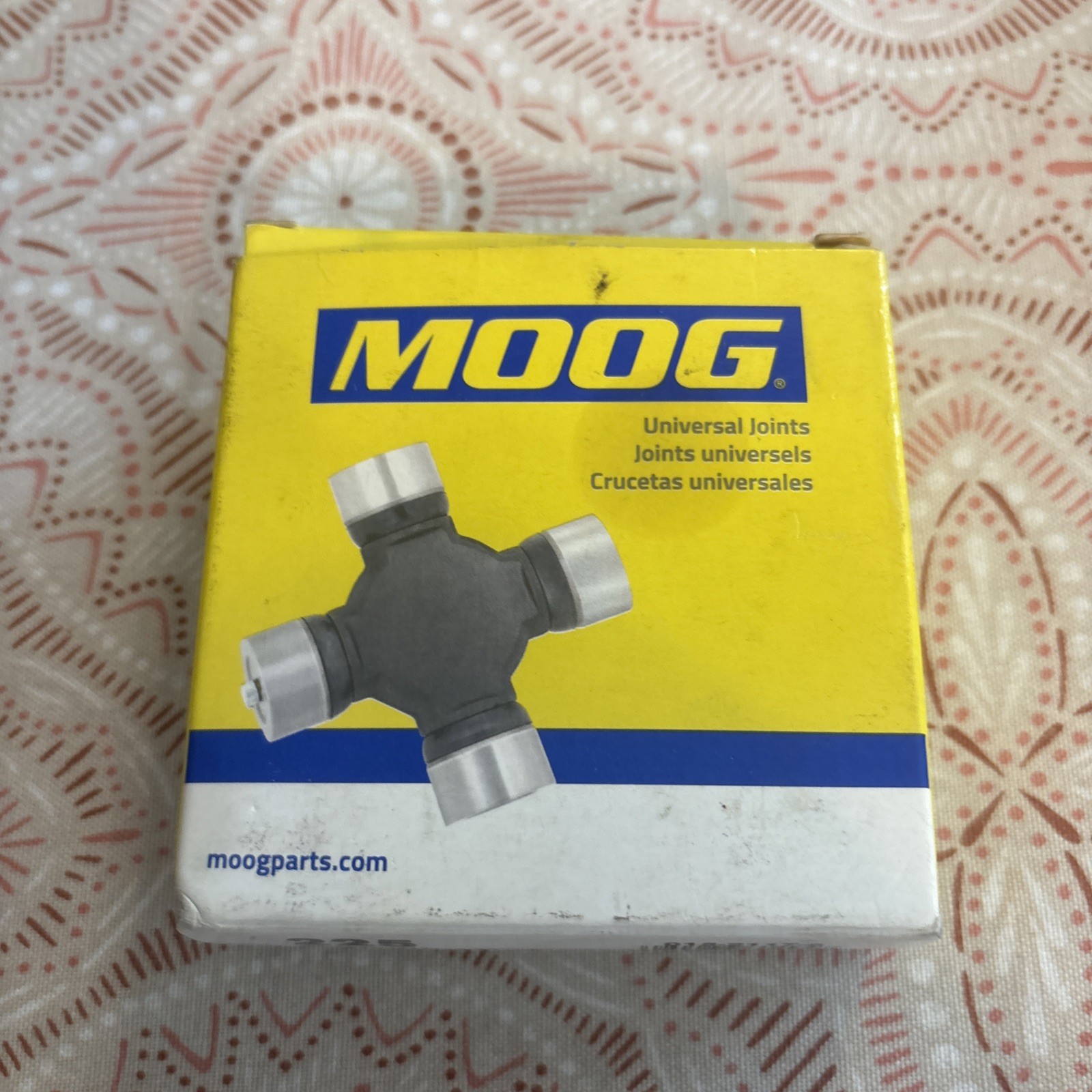 MOOG 225 - Driveshaft Universal Joint – Heavy Duty Replacement – NEW