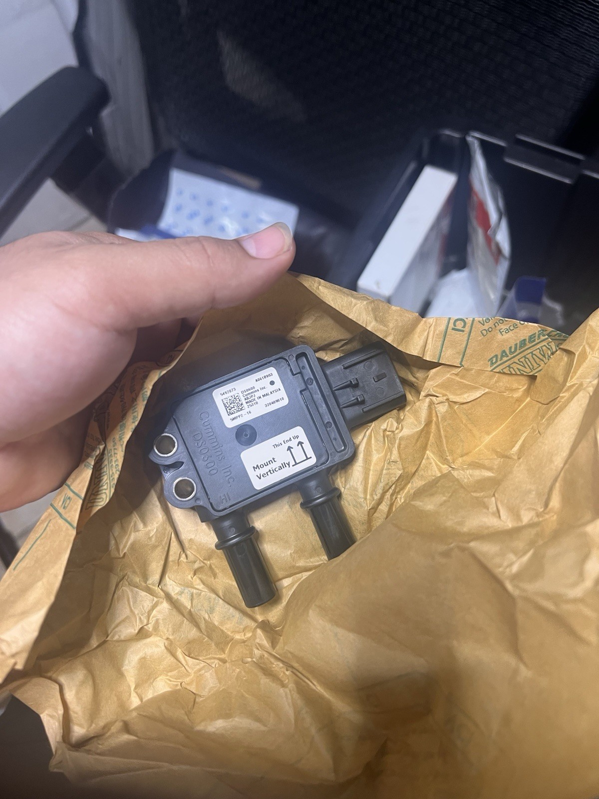 5492073 DFN DifferentialPressure Sensor Fits ForCUMMINS 5492073 5492073 DFN DifferentialPressure Sensor Fits ForCUMMINS 5492073