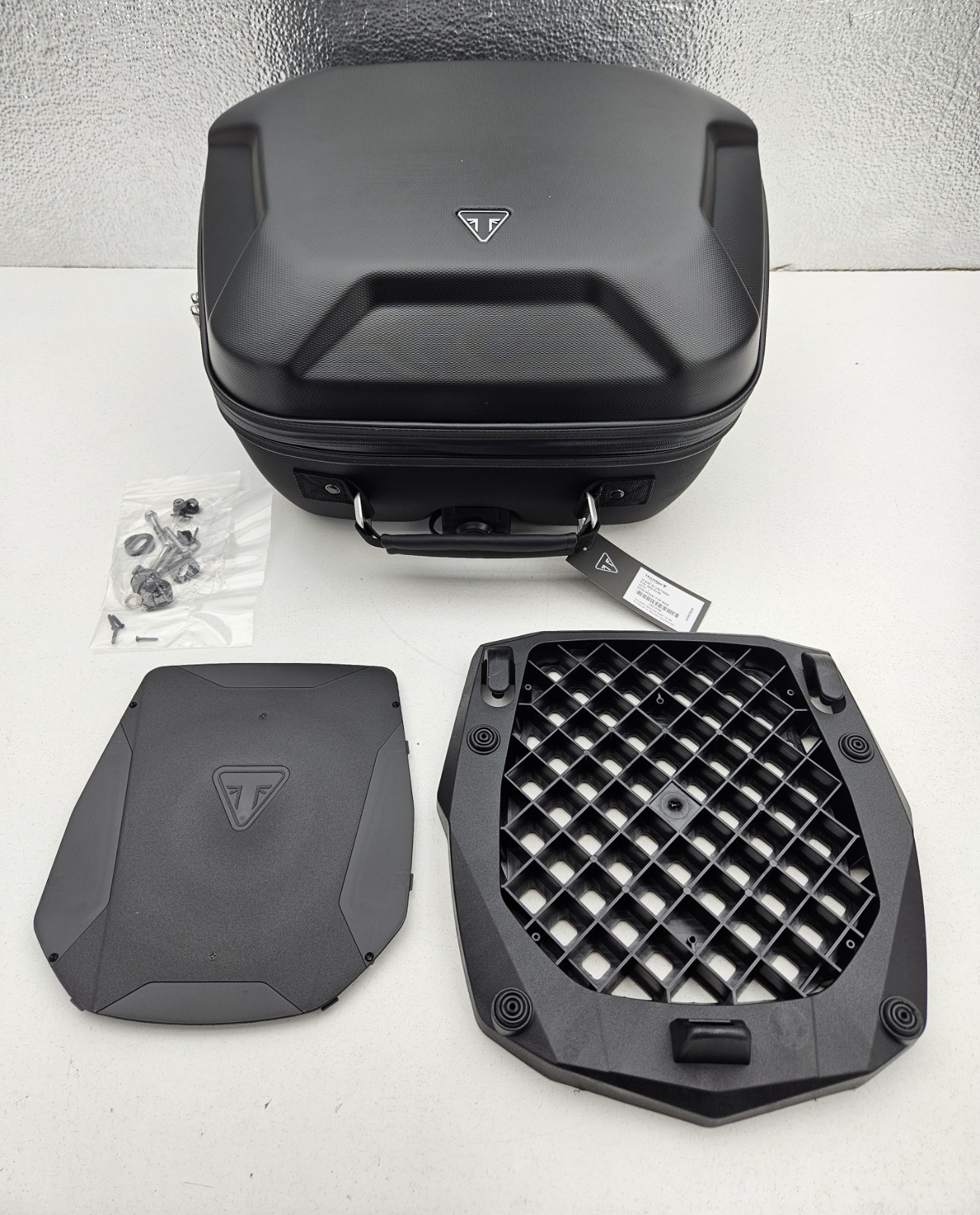 2023-2026 Triumph Speed 400 Scrambler 400 Rear Semi Rigid Top Box Kit OEM LT 2023-2026 Triumph Speed 400 Scrambler 400 Rear Semi Rigid Top Box Kit OEM LT