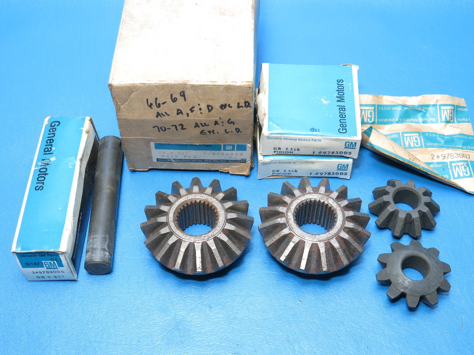 NOS GM 1966-1967 Olds Cutlass Pontiac GTO B/P Axle Rear Differential Gear Set NOS GM 1966-1967 Olds Cutlass Pontiac GTO B/P Axle Rear Differential Gear Set