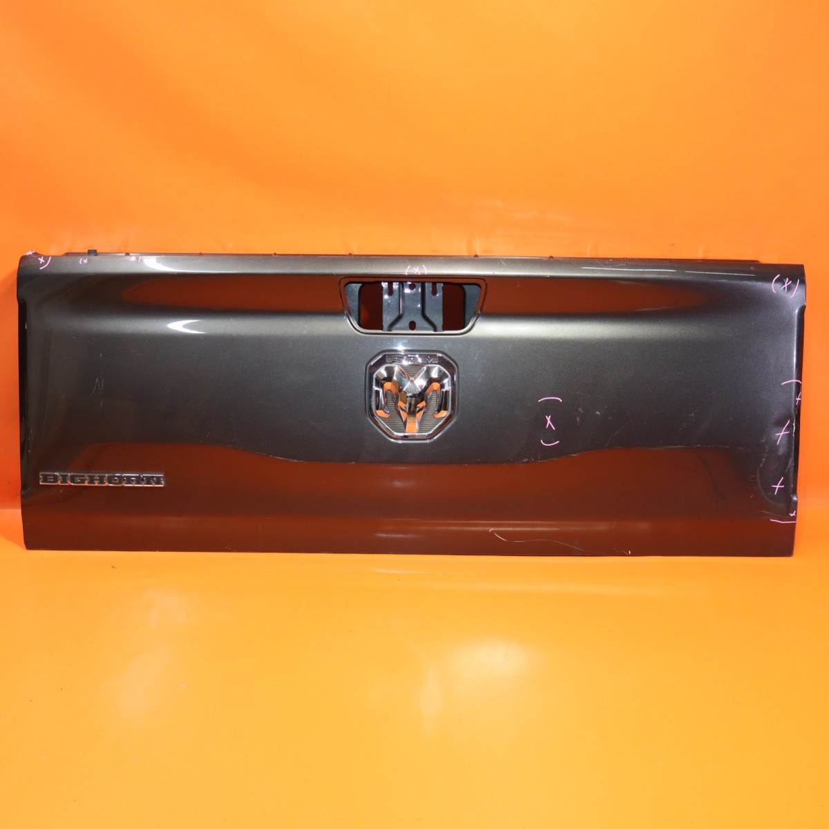 RAM 1500 BIG HORN TAIL GATE 2019 2020 2021 2022 2023 OEM