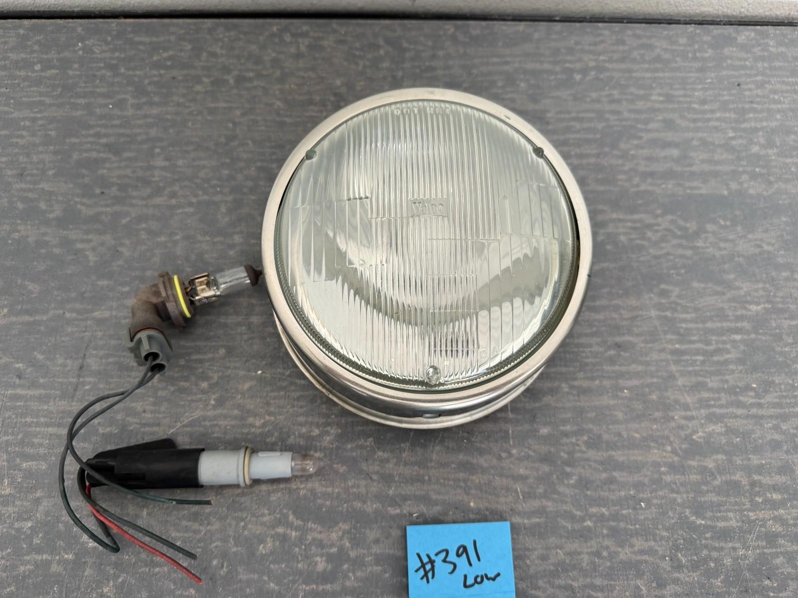 1995-1997 Jaguar XJ6 XJ12 Outer Low Beam Headlight with Chrome Ring  #391