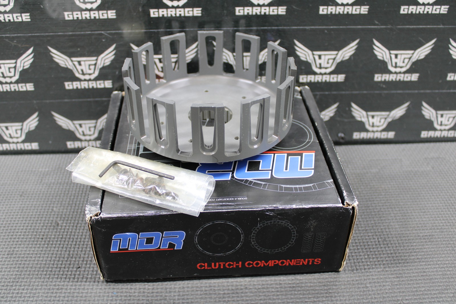 NEW NOS 1990 - 1992 KAWASAKI KX125 MDR BILLET CLUTCH BASKET KIT W/ BOLTS