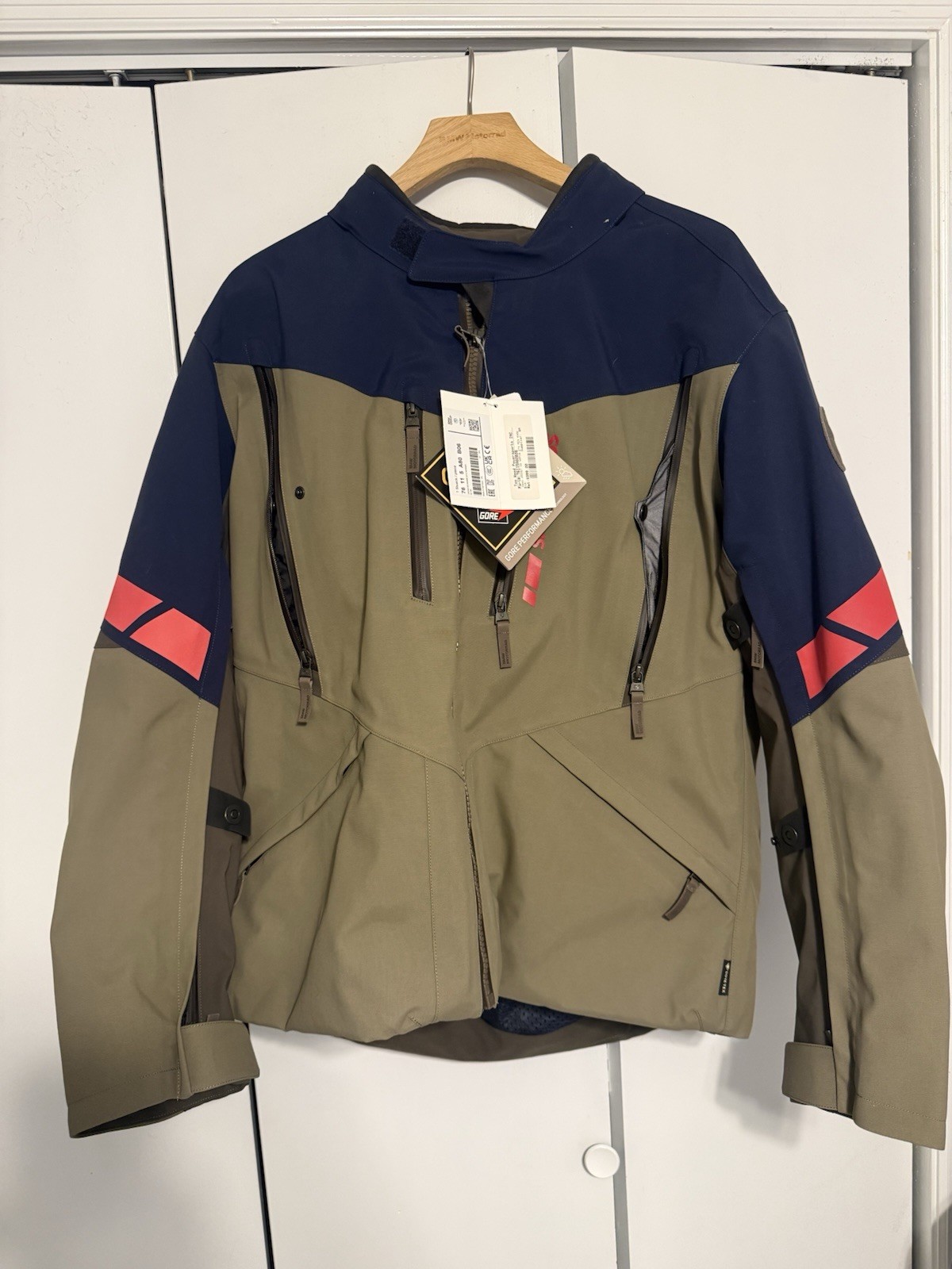 Men’s BMW GS Namib GTX Motorcycle Jacket Size 60 Men’s BMW GS Namib GTX Motorcycle Jacket Size 60