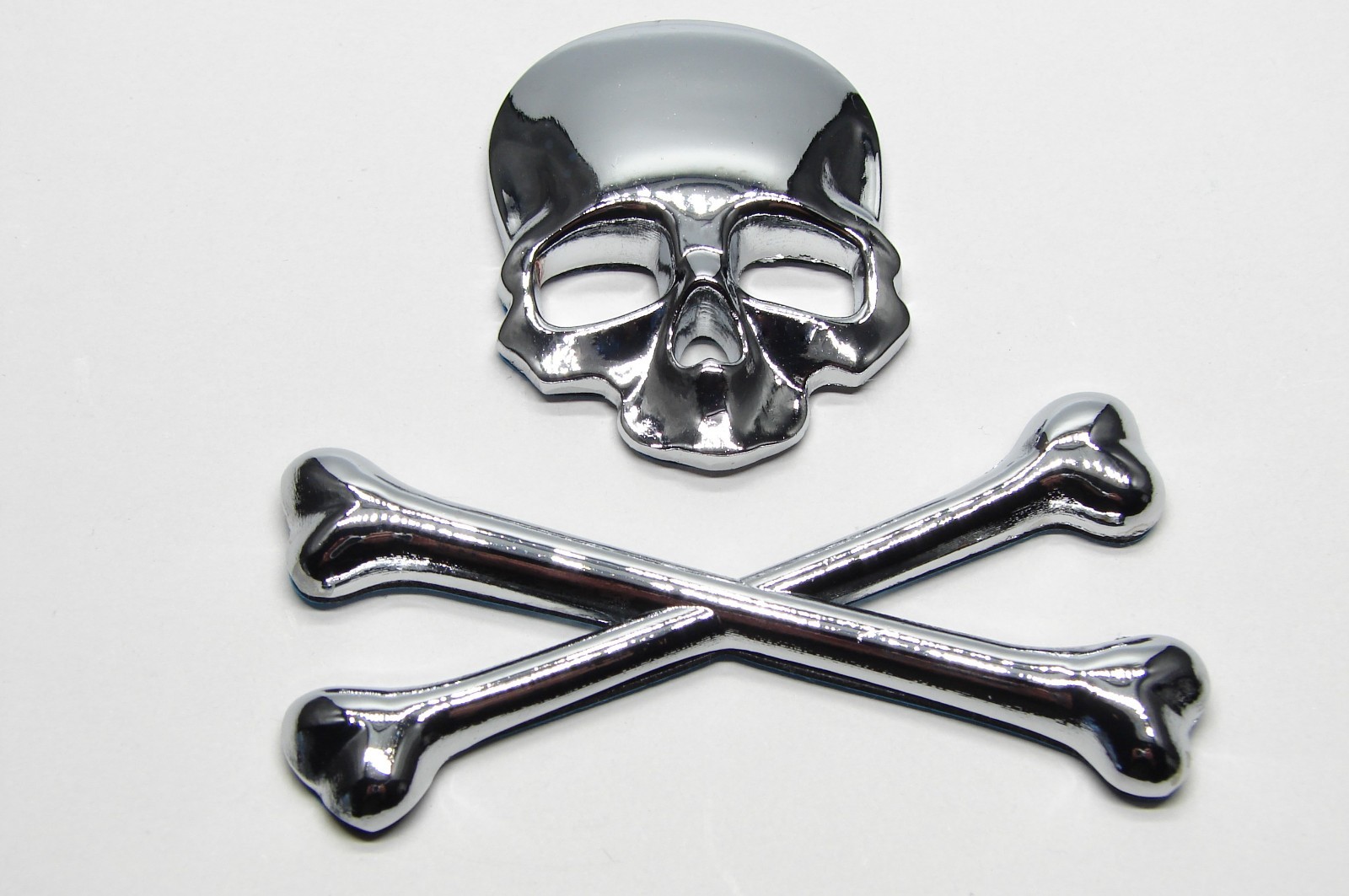 SKULL CROSSBONES METAL 3D CAR EMBLEM STICKER DECAL
