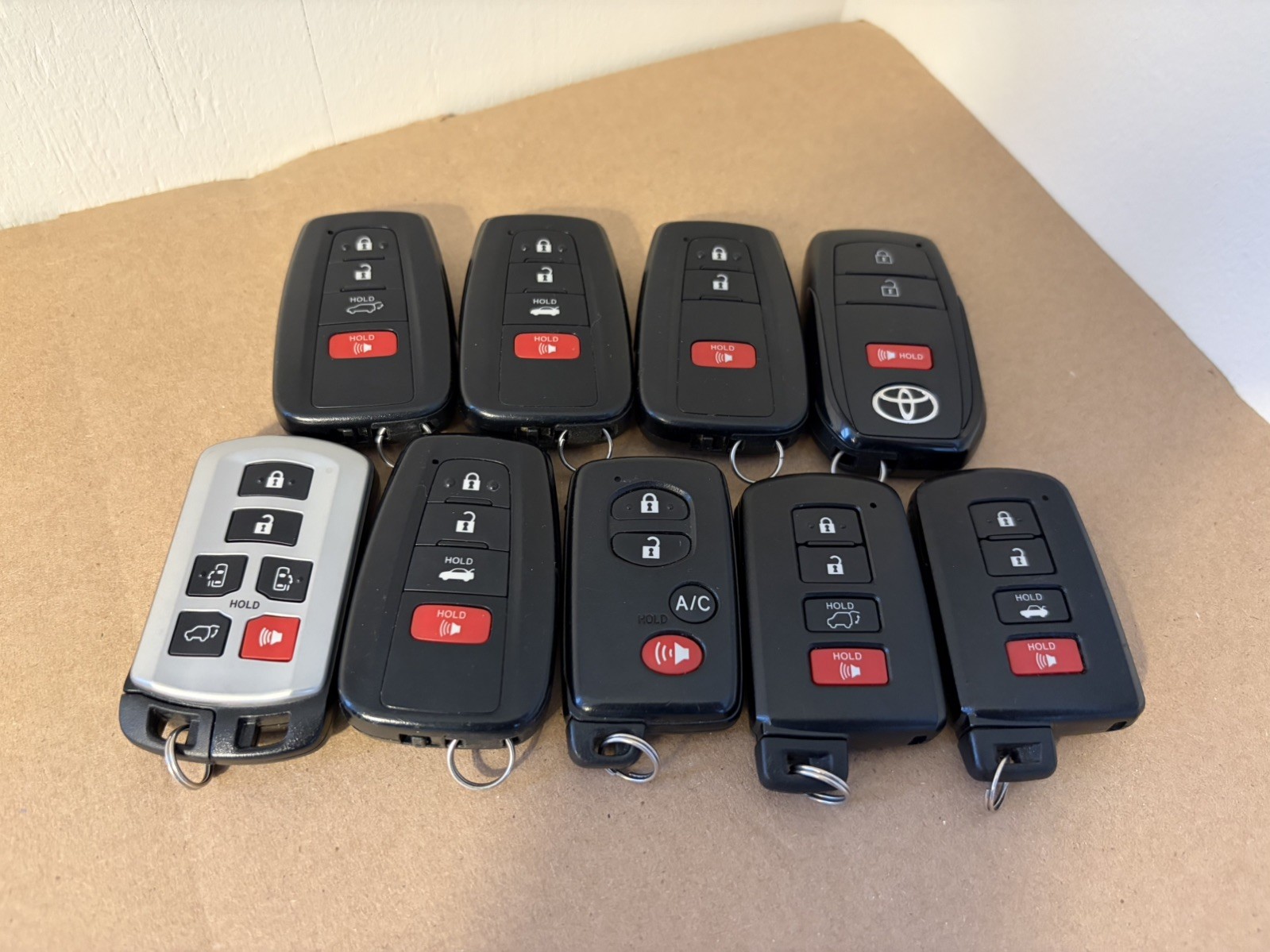 Lot of 9 Toyota Key Fobs Lot of 9 Toyota Key Fobs