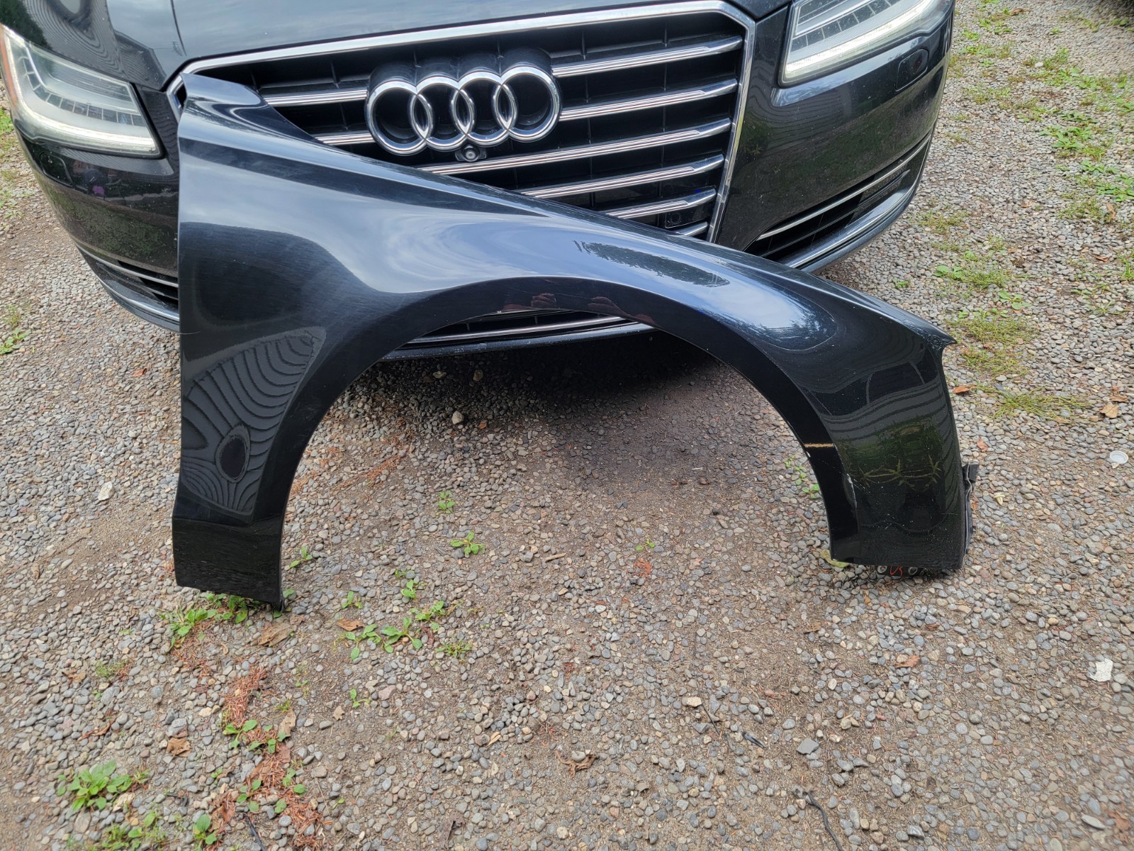 audi a8 11-18 RH fender black aluminum audi a8 11-18 RH fender black aluminum
