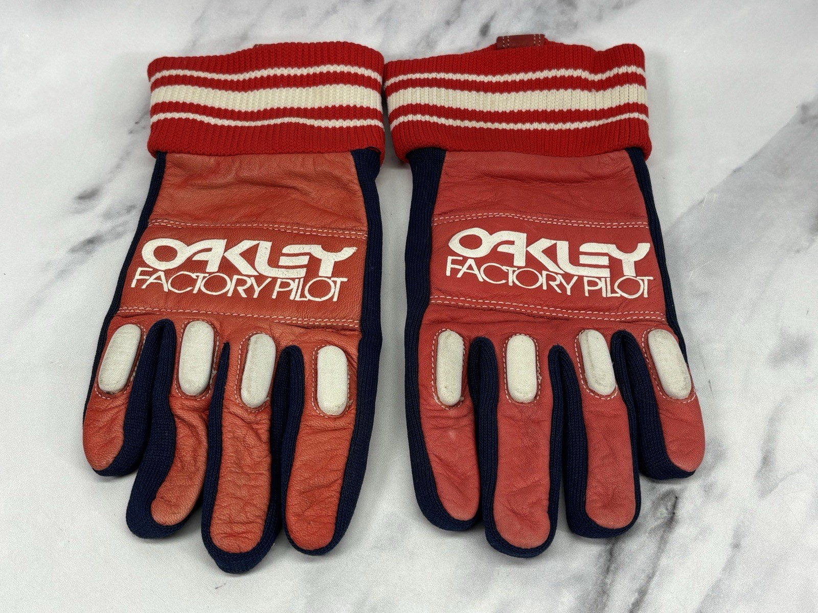 Vintage 1980s Oakley Factory Pilot BMX Motocross Gloves XS Red Pair Rare