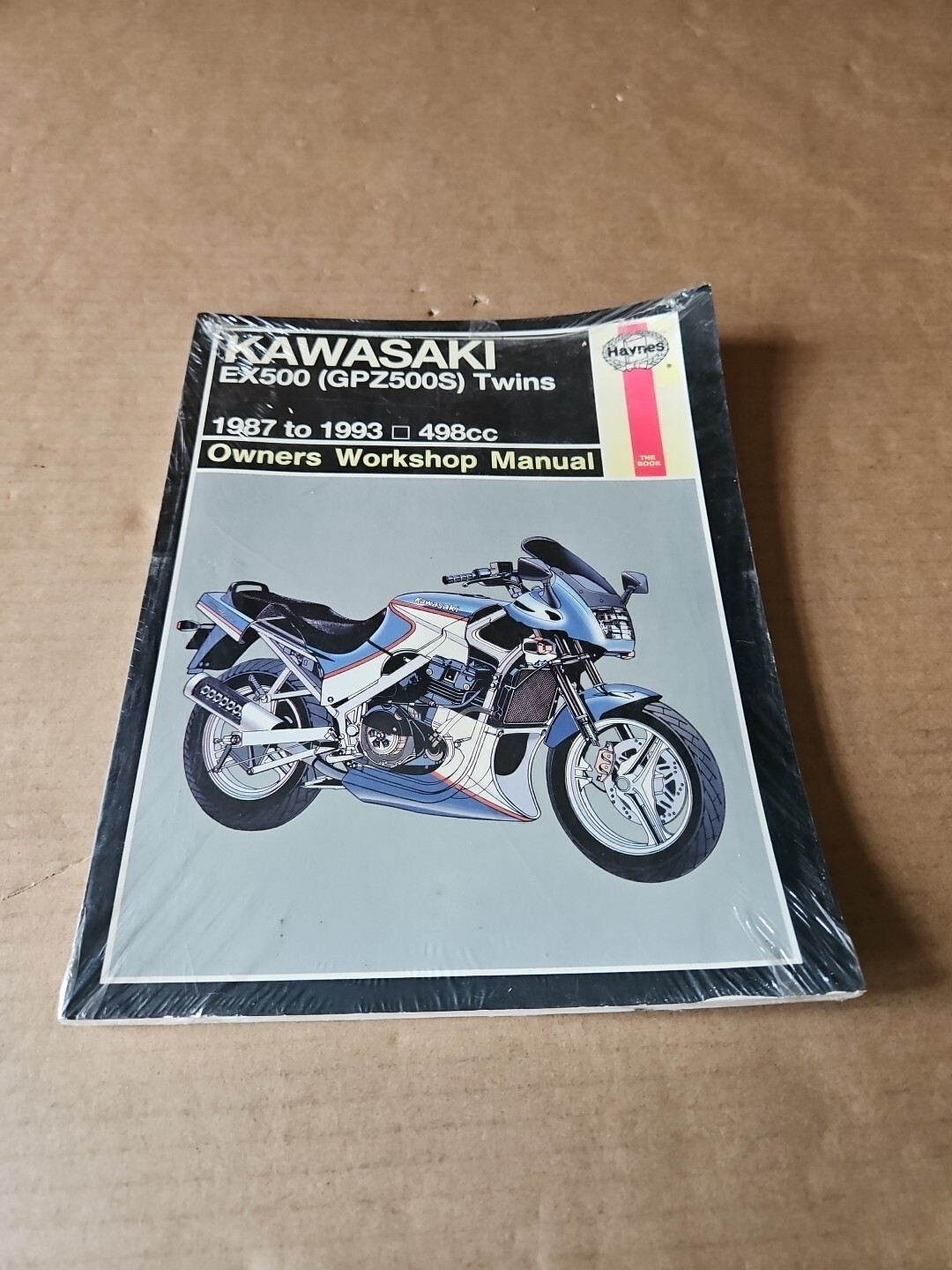 NOS Haynes Kawasaki Owners Workshop Manual 1987-1993 EX500 GPZ500 S 498cc #2052 NOS Haynes Kawasaki Owners Workshop Manual 1987-1993 EX500 GPZ500 S 498cc #2052