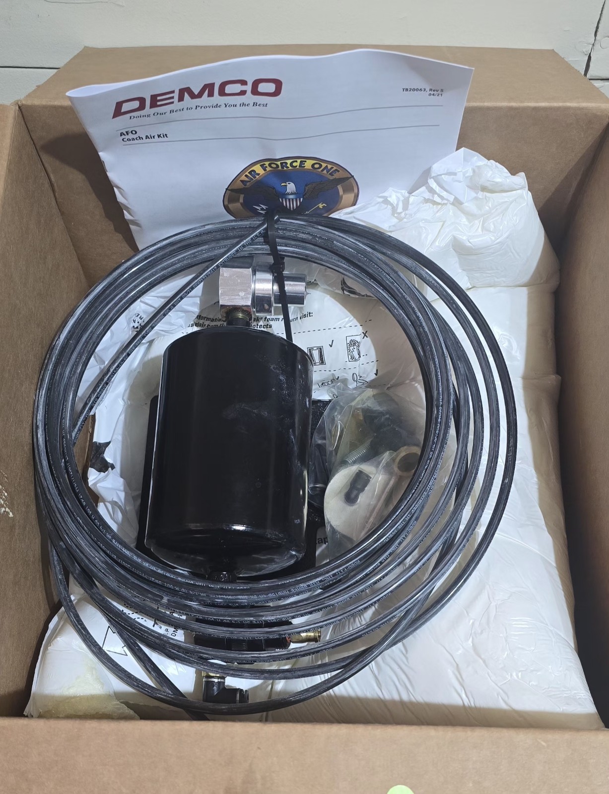 Demco Supplemental Braking System Coach Air Kit 6231