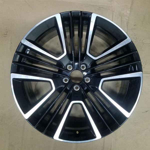 OEM Volvo Machined Black XC40 Recharge Rim 21x8.5 2019-2021 Original Alloy 70467