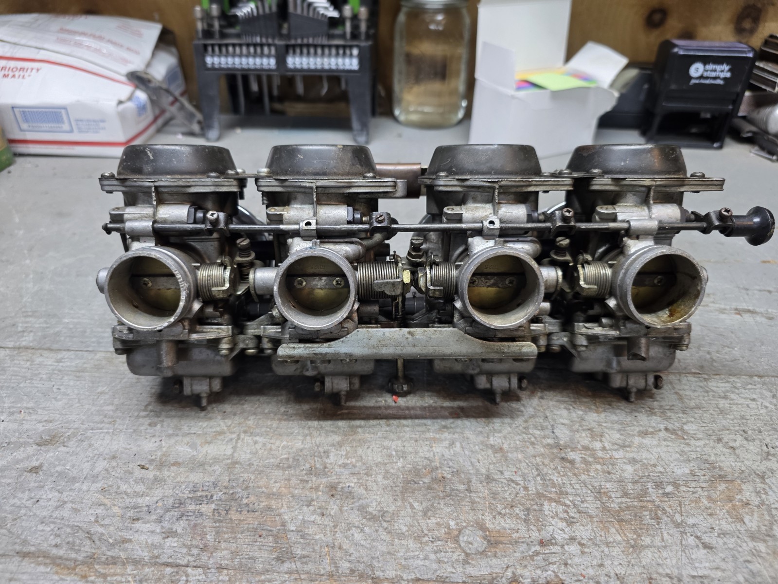 1986 86 87 Suzuki GSXR750 OEM Mikuni Carburetors Carbs Full Set Used. 1986 86 87 Suzuki GSXR750 OEM Mikuni Carburetors Carbs Full Set Used.