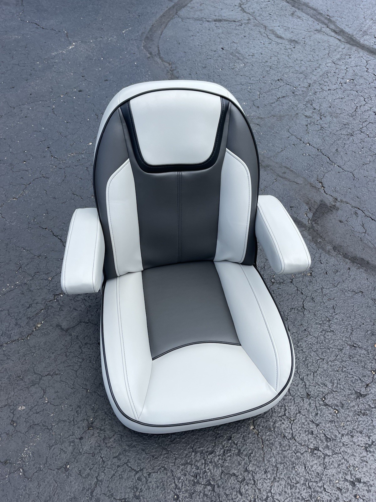 VIAGGIO SERIES HIGH-BACK RECLINER Viaggio CAPTAINS CHAIR GREY MARINE BOAT VIAGGIO SERIES HIGH-BACK RECLINER Viaggio CAPTAINS CHAIR GREY MARINE BOAT