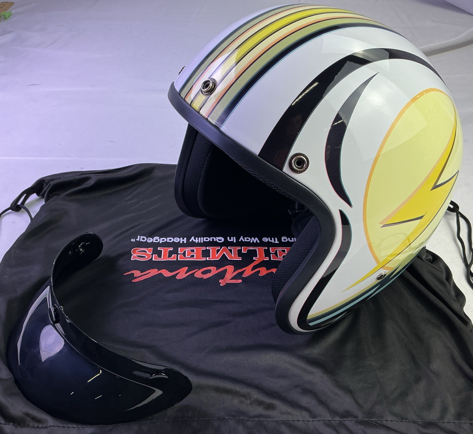 Daytona Unisex D.O.T. Daytona Cruiser Motorcycle Helmet-Lightning Pattern-2XL
