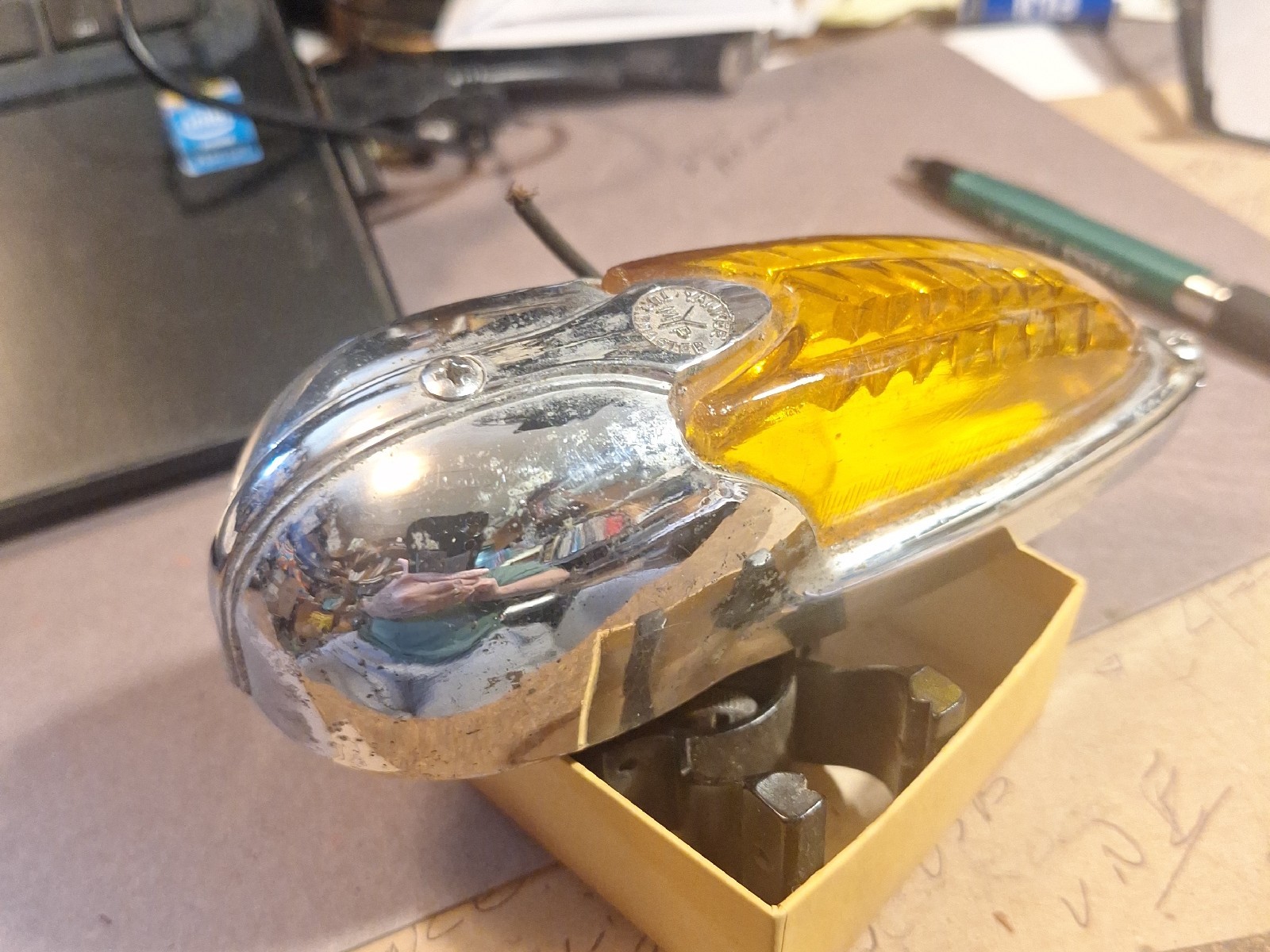1930’s-1940’s Yankee Turnmaster Motorcycle or Auto Turn Light Amber Art Deco 