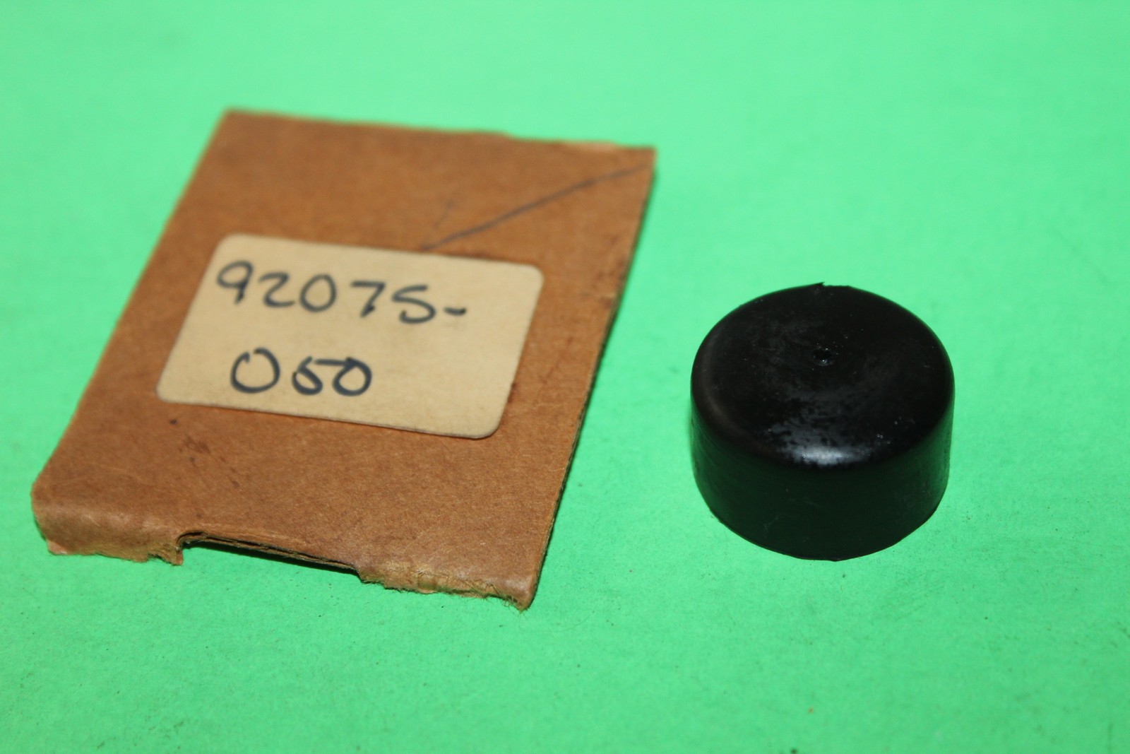 NOS Rubber Fuel Tank Damper Kawasaki 1970 F5 1971 F6 F8 74-75 F7 OEM # 92075-050
