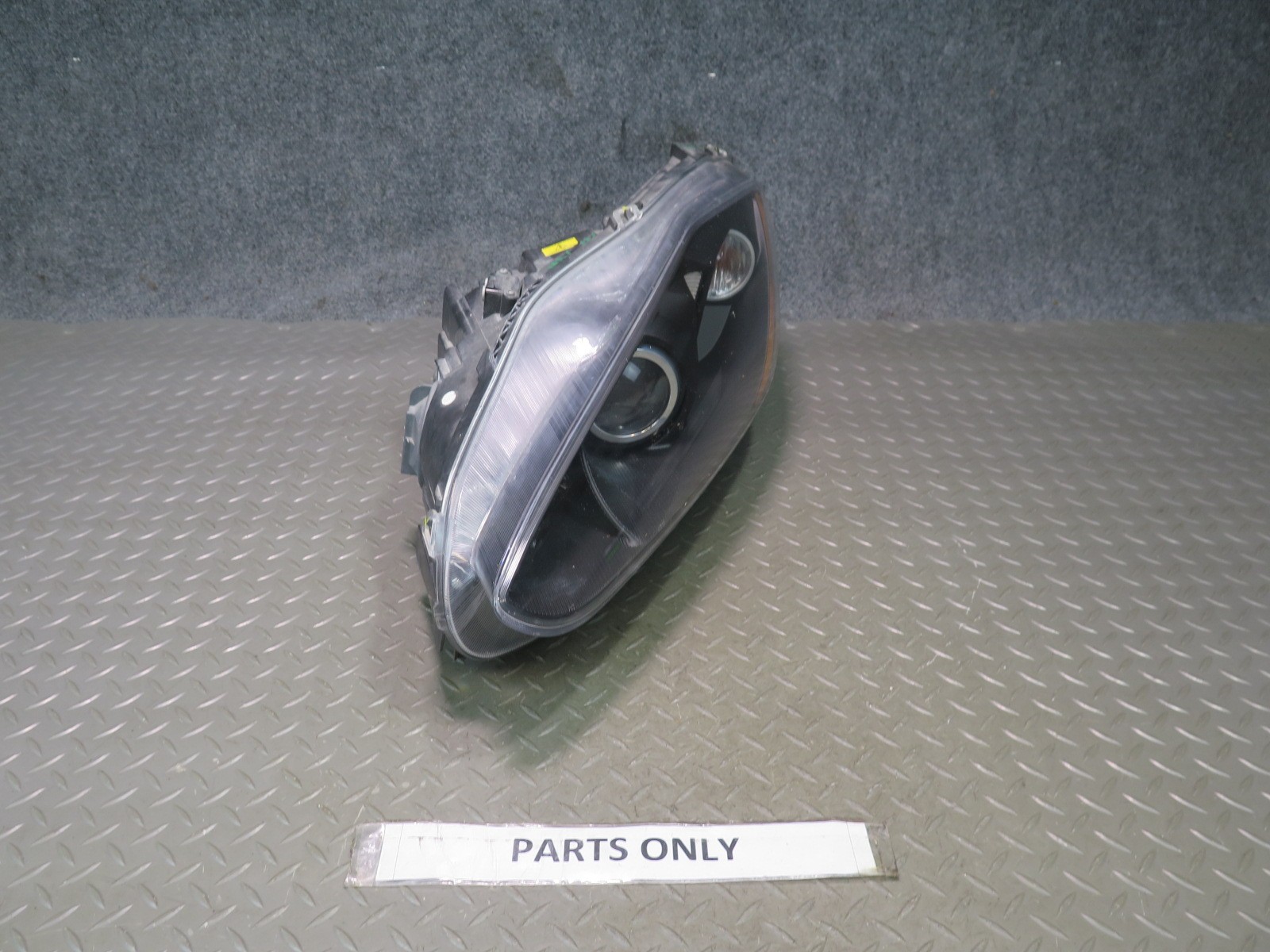 2008-2012 MASERATI GRANTURISMO M145 FRONT LEFT XENON HEADLIGHT LAMP DAMAGED