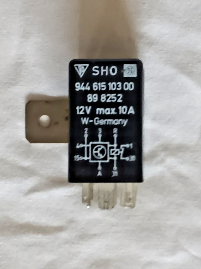 FACTORY ORIGINAL PORSCHE 944 Sunroof Relay 94461510300