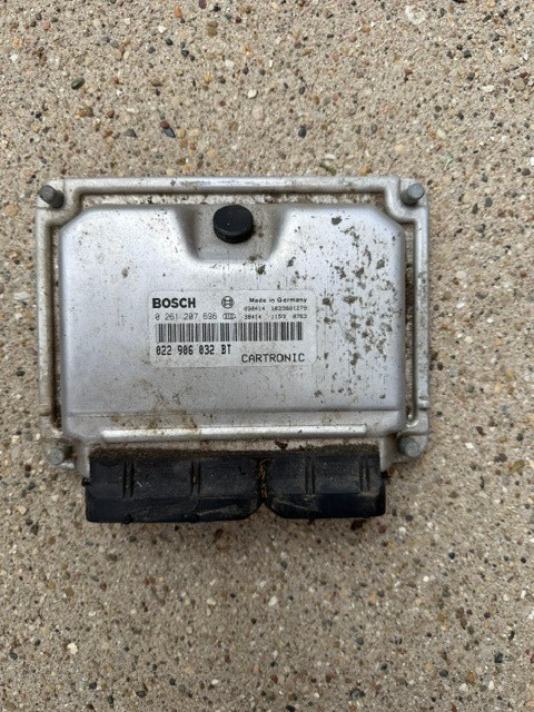 2003-2006 Porsche Cayenne 4.5L V8 ECU Engine Control Module OEM 022906032BT