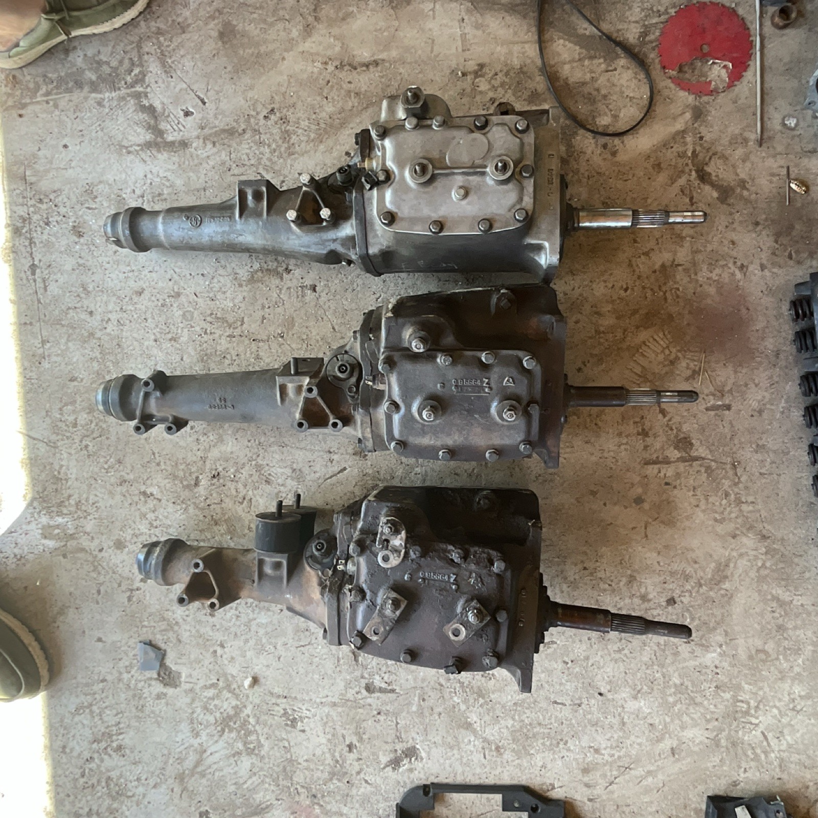 Mopar 4 Speed Transmission 23 Spline A-833 B-Body Charger Roadrunner Superbee Mopar 4 Speed Transmission 23 Spline A-833 B-Body Charger Roadrunner Superbee