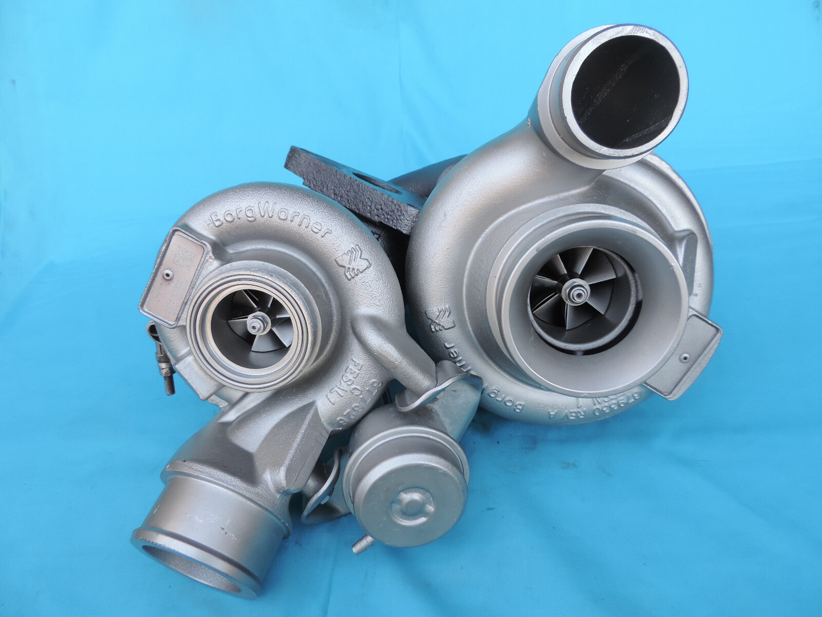 BorgWarner R2S International Maxxforce Navistar Truck TWIN Genuine Turbo Charger