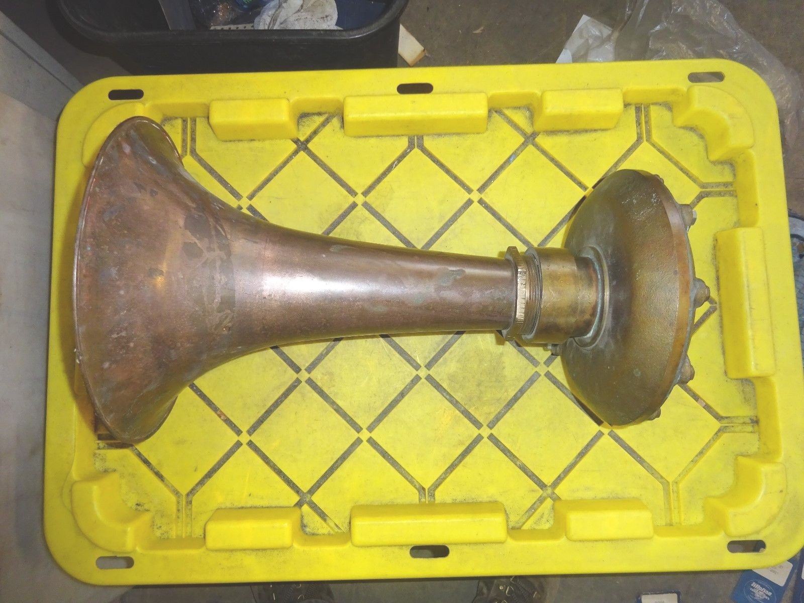 VINTAGE Kahlenberg Brothers T-3 BRONZE AIR HORN 16\