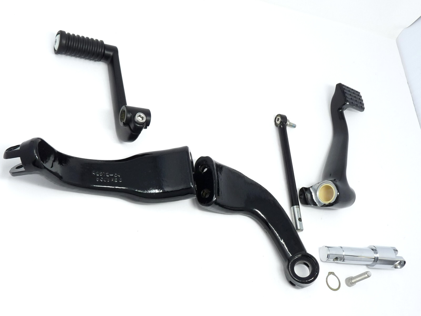 GENUINE HARLEY DAVIDSON BLACK MID CONTROLS 2014-2022 XL SPORTSTER NEW TAKE OFFS